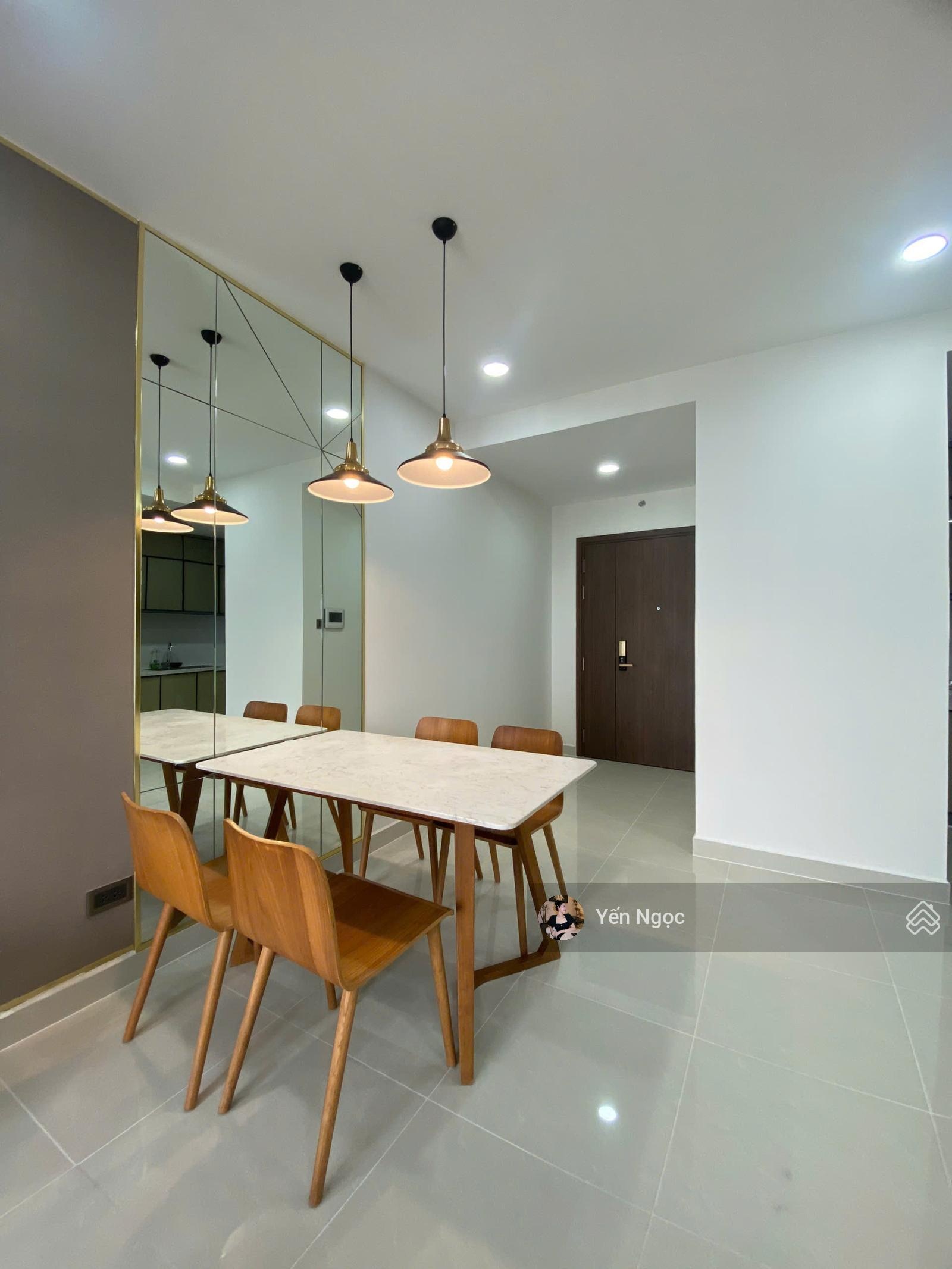 Cần tìm khách mua căn hộ 2PN 2WC tại Saigon Royal giá 12.8 tỷ bao hết