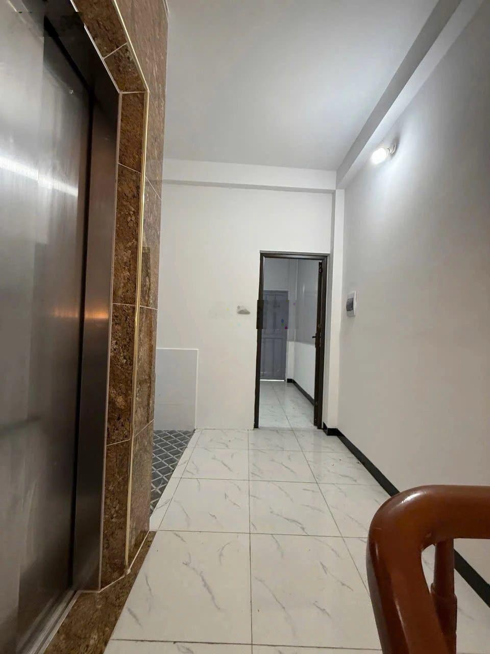 Bán nhà Mậu Lương -Kiến Hưng -Hà Đông 35m 5TẦNG thang máy gần KĐT mới xa la, phố, chợ, trường 7,5tỷ