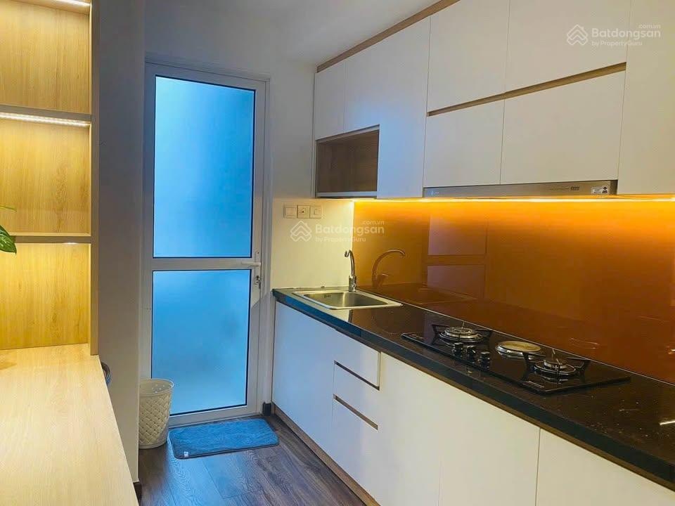 Cho thuê nhanh Sunrise City 2PN 2WC DT 76m2 giá chỉ 16tr có ngay nhà đẹp