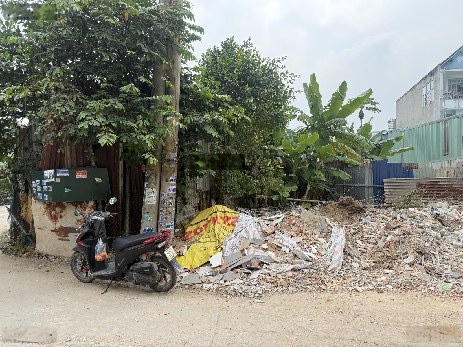 Bán lô đất mặt rạch 217.5m2 chỉ 5.3 tỷ gần chợ Vườn Lài, sông Sài Gòn