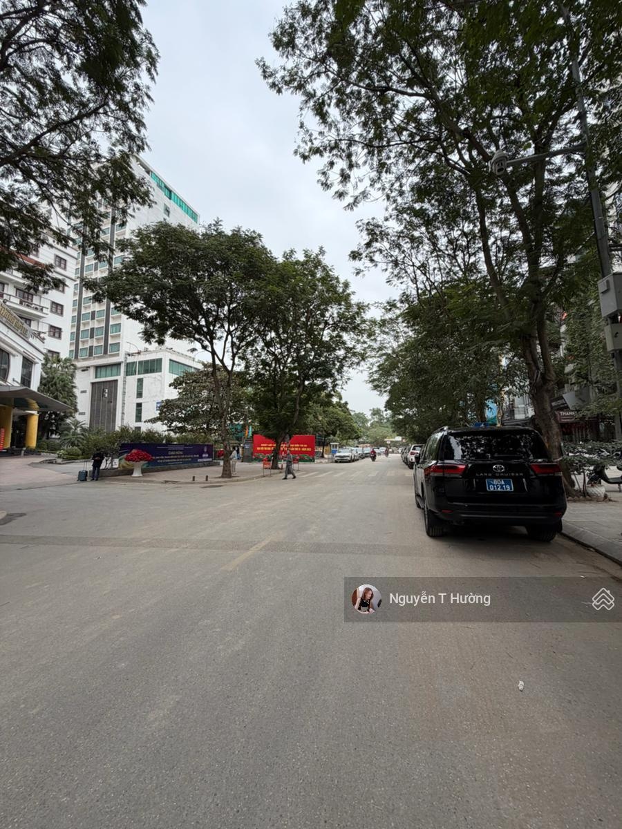 Chính chủ bán mặt phố Vạn Phúc Ba Đình, đường vỉa hè, 55m2 - nhà dân xây