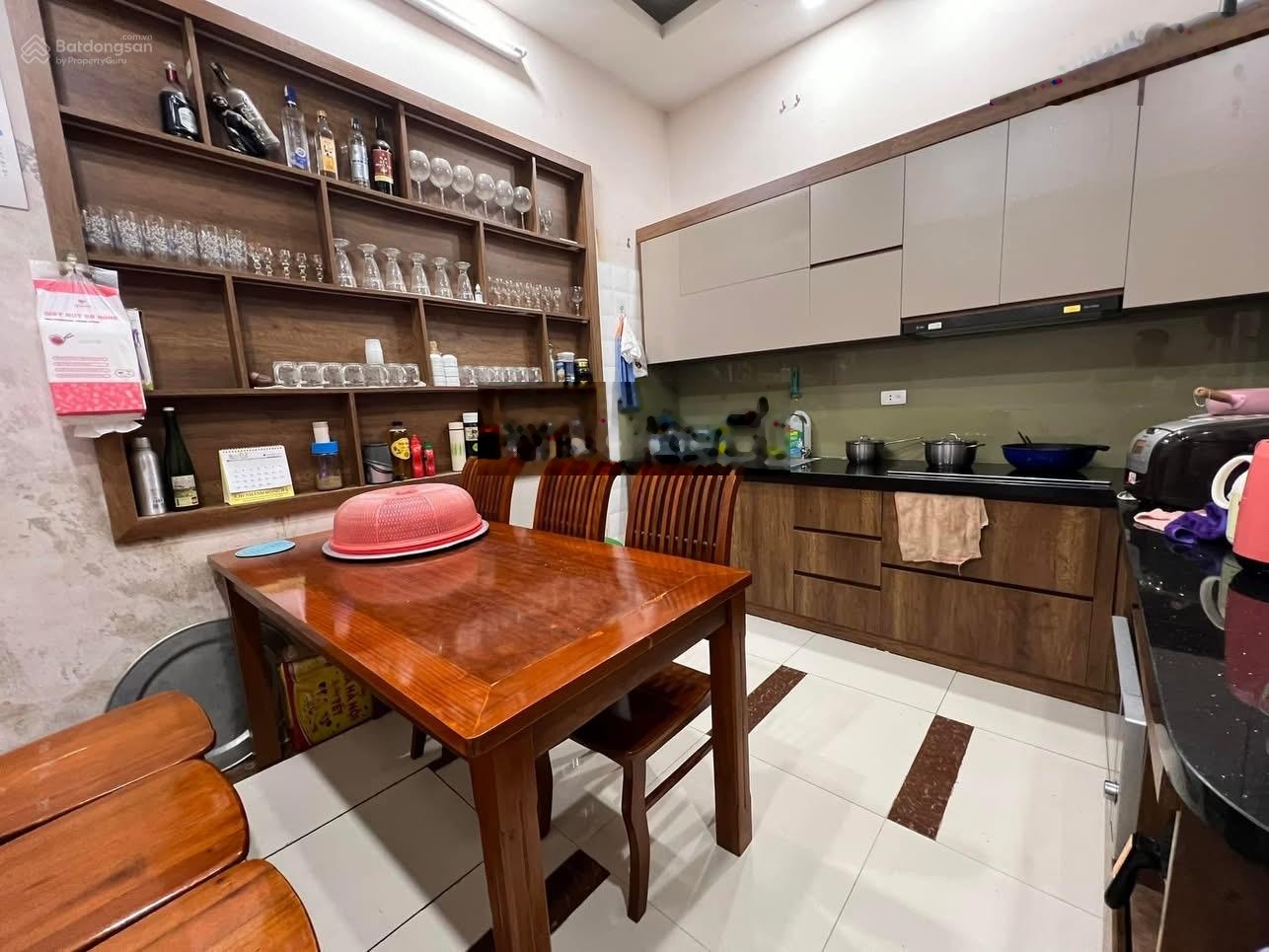 Hot hit hiếm nhà phố Xã Đàn, lô góc, 10m ra phố, ô tô đỗ cạnh nhà, thoáng trước sau, 30m2x5T 7tỷ35