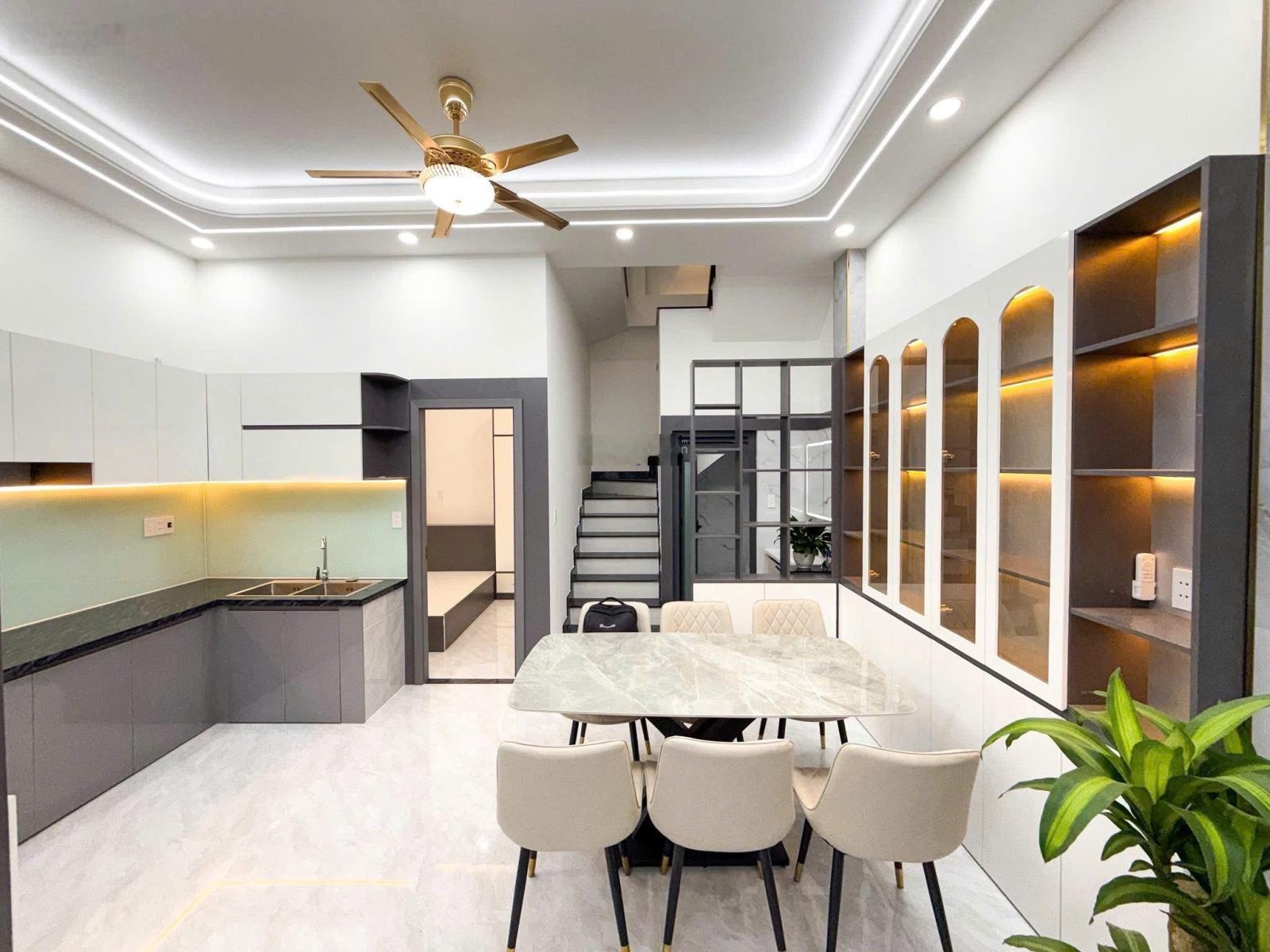 Bán nhà 1 trệt 1 lầu 60m2 mặt tiền kinh doanh gần UBND Tân Vạn (P. Tân Vạn) - giá 3,5 tỷ