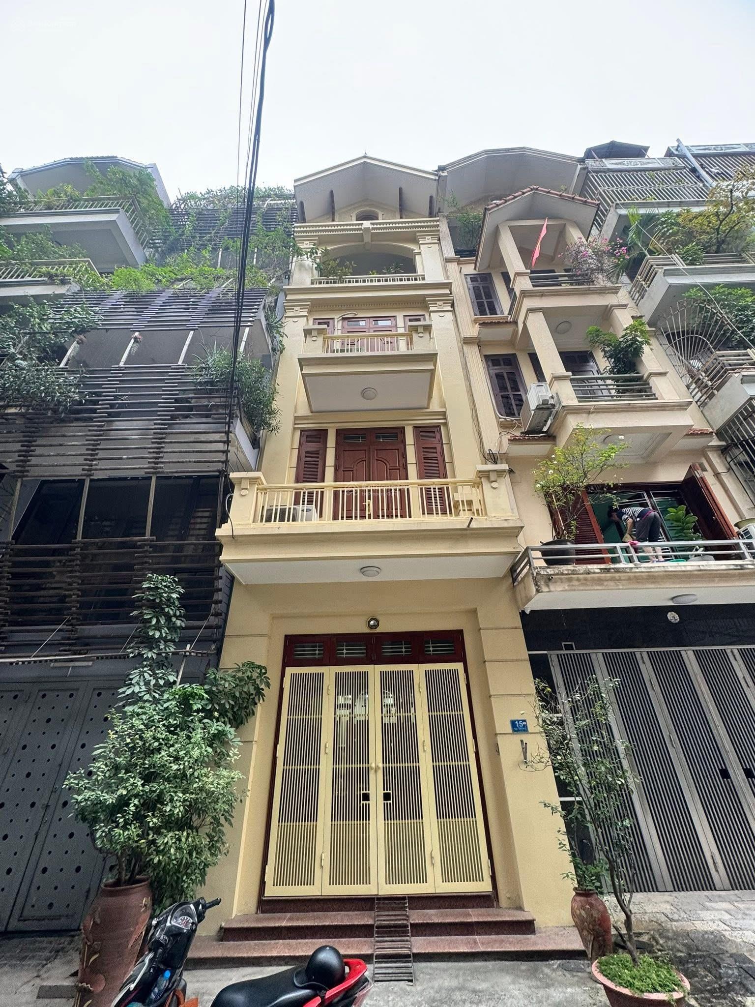 Sau nhà mặt phố Trần Khát Chân 2 thoáng kinh doanh ngõ thông tứ tung 45m x5T sổ đỏ CC có TL