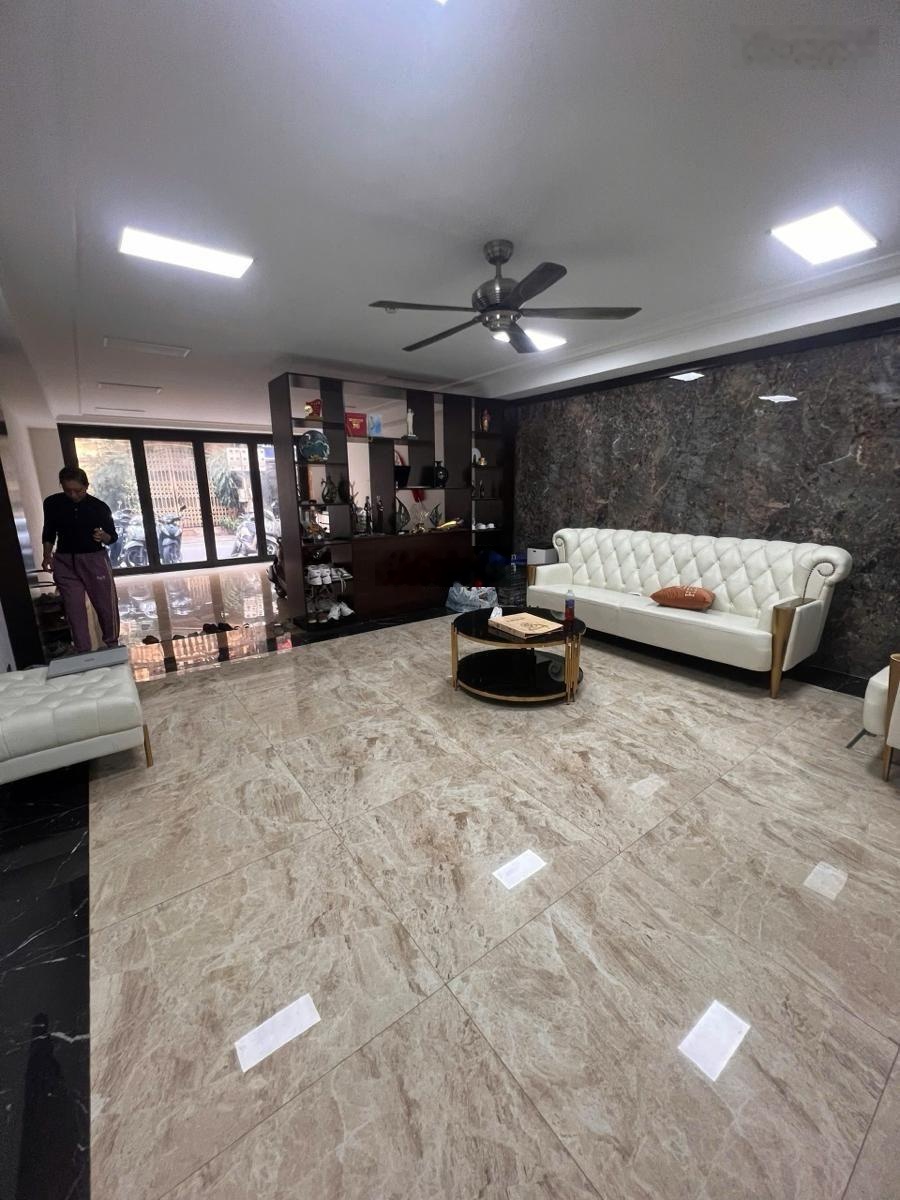 Bán nhà mặt ngõ, phố Giang Văn Minh, Ba Đình, Hà Nội, DT 125m2, MT 6m, 3 tầng 23 tỷ