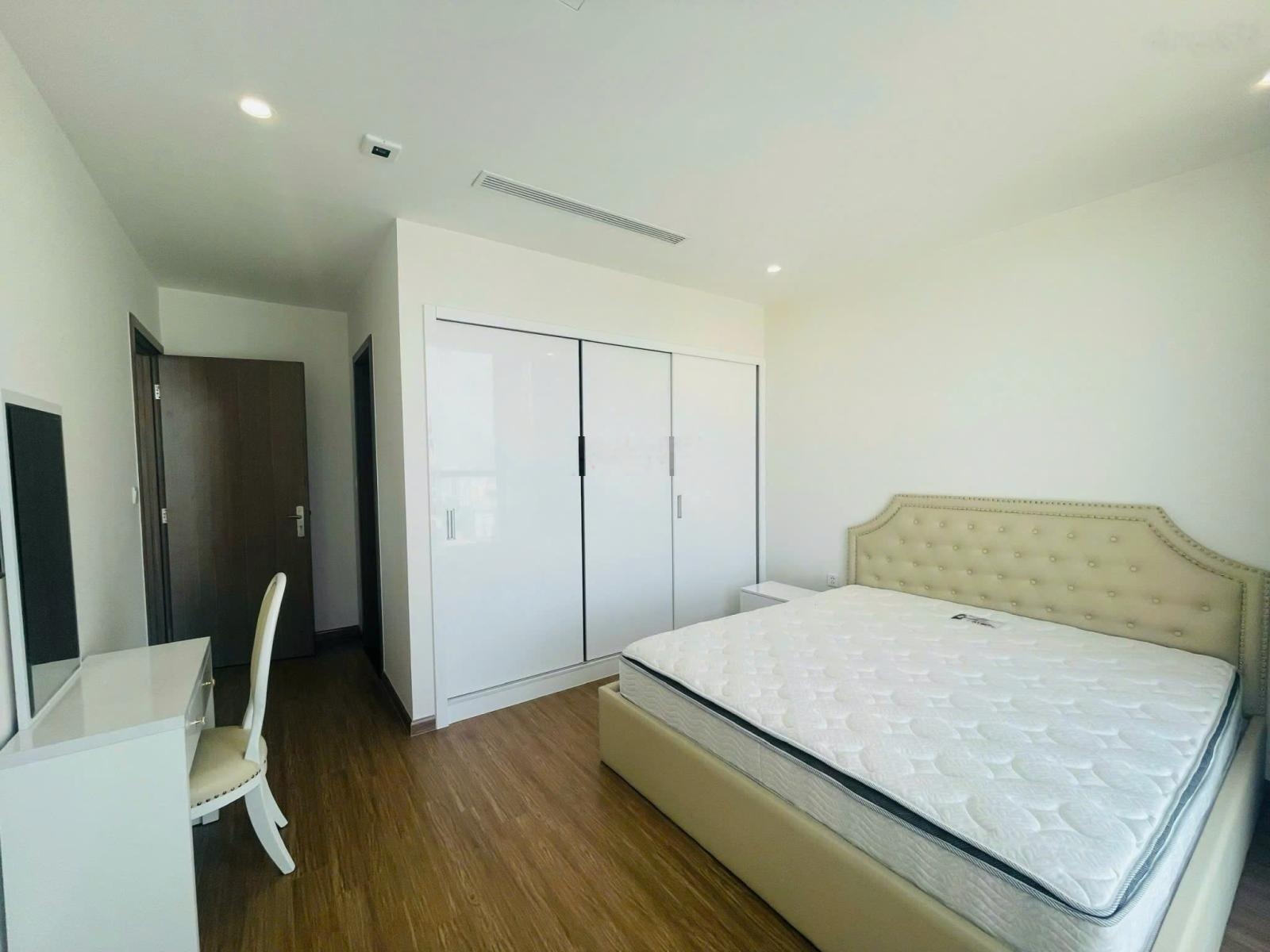 Cho thuê căn hộ 3 phòng ngủ, 2 vệ sinh tại Vinhomes Skylake nhà đẹp, giá tốt vào luôn được