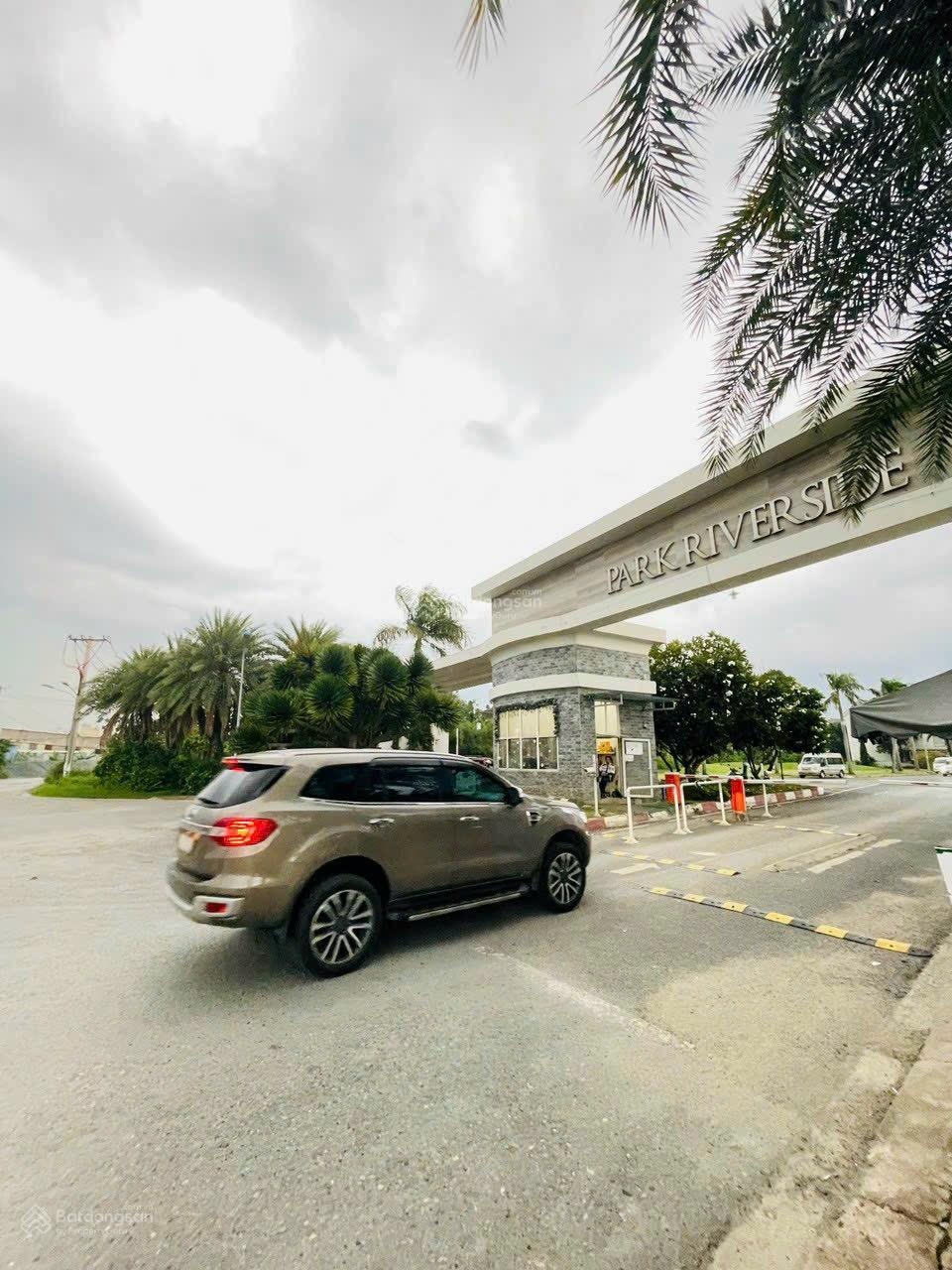 Bán Nhà Hoàn Thiện Giá Tốt Park Riverside