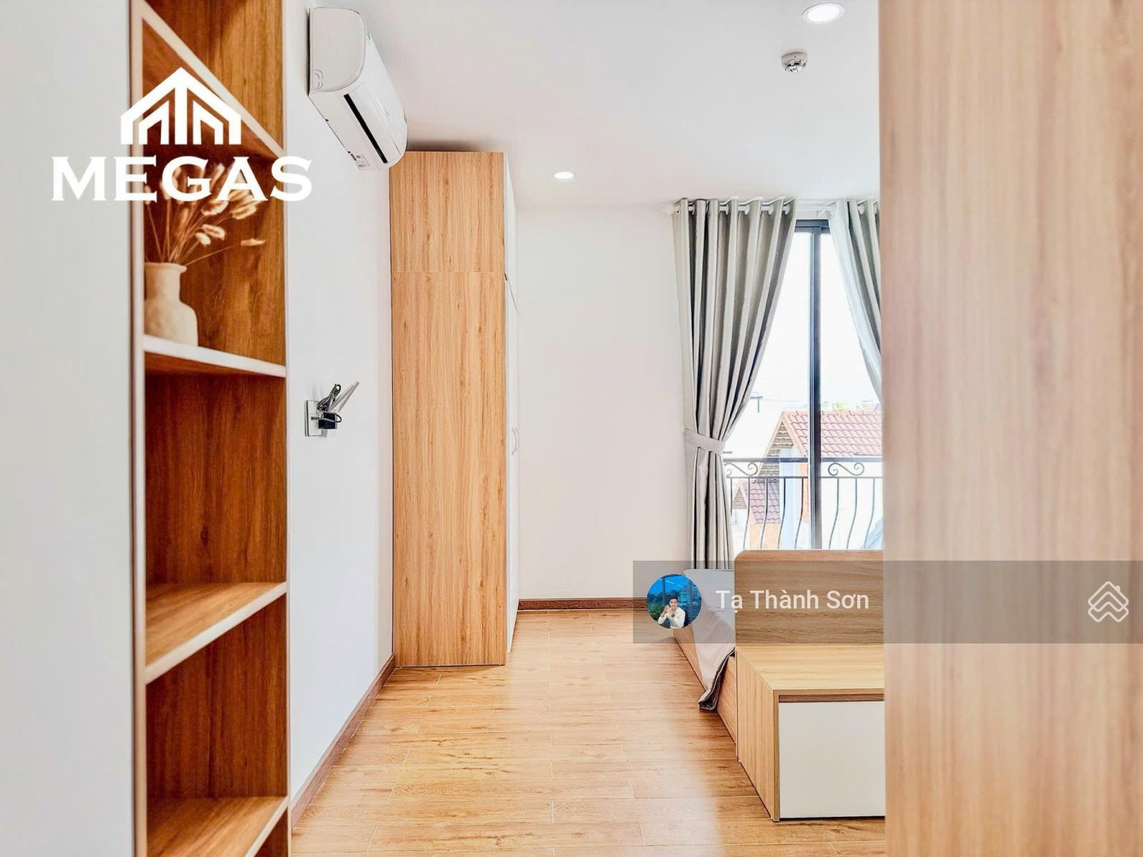 Dòng tiền 200tr/tháng ngay ngã 4 Thủ Đức gần Hutech, Sp Kỹ Thuật, chủ gấp bán 240m2 đất xây 6 tầng