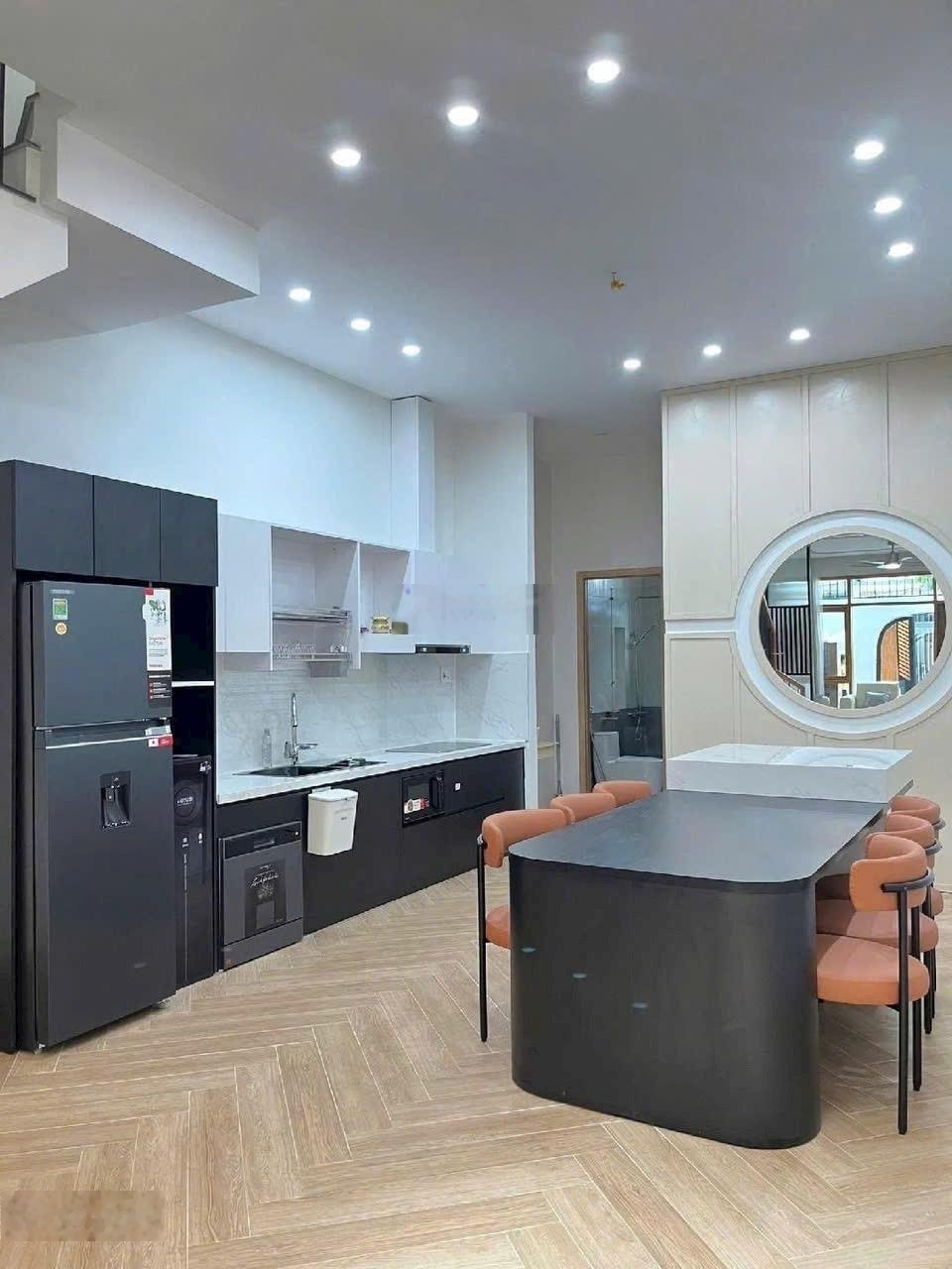 Bán siêu phẩm nhà phố Mỹ An - ngay sát Sông Hàn, cách biển Mỹ Khê chỉ 3 phút