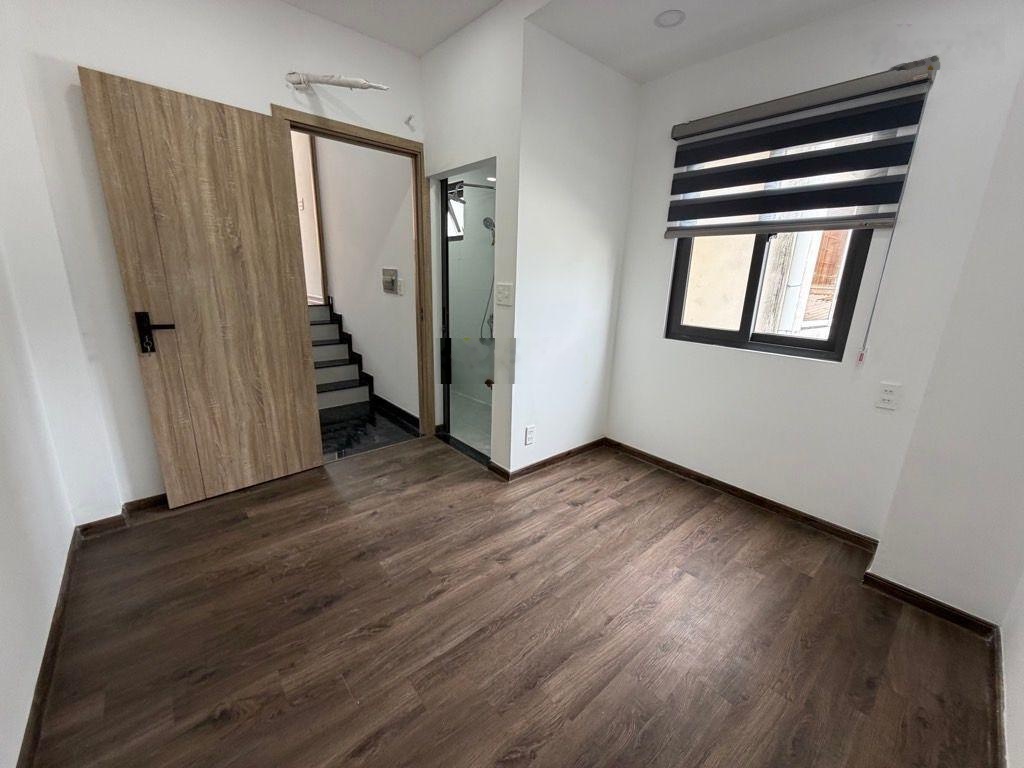 Hẻm xe hơi hàng xanh - bình thạnh, sát đh hutech, 3 tầng btct - 4pn giá chỉ 7.95 tỷ (thương lượng)