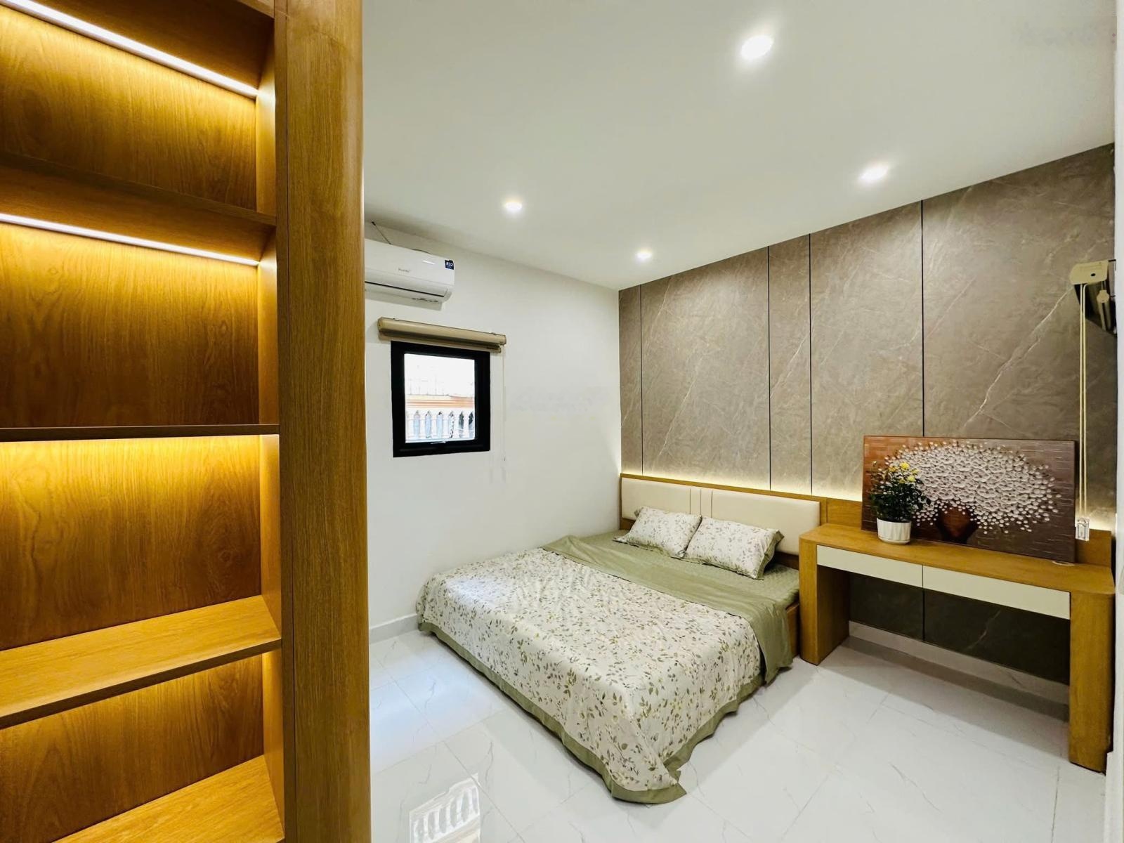 Bán Nhà Riêng tại Doãn Kế Thiện, 9 tỷ, 35 m2, 3PN, 4WC, Chính chủ uy tín, Cầu Giấy, Hà Nội