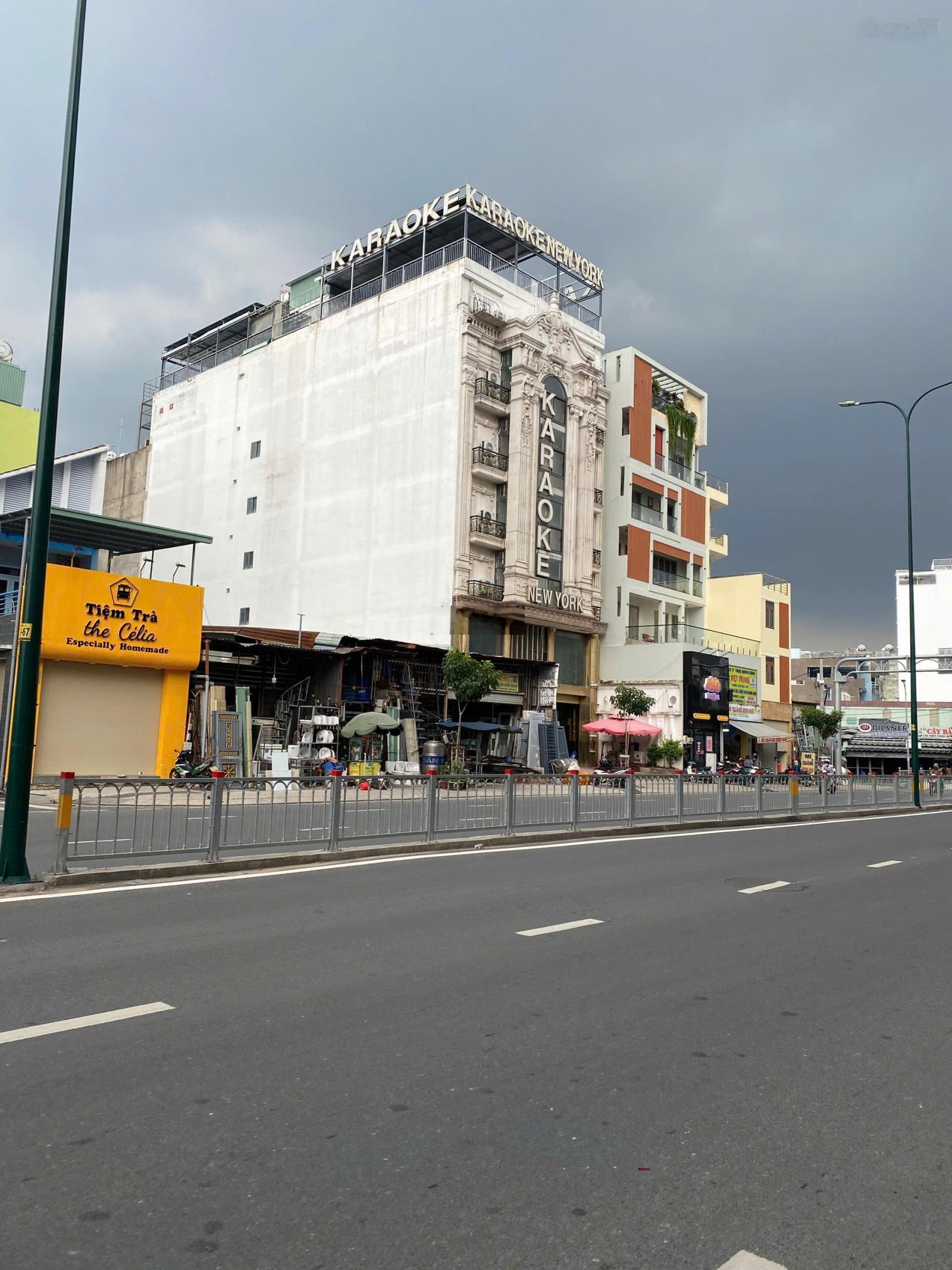 Ngợp bank bán tòa nhà tương lai góc 3MT Dương Quảng Hàm trung tâm Gò Vấp, 9.1 x 21m giảm sâu 23 tỷ