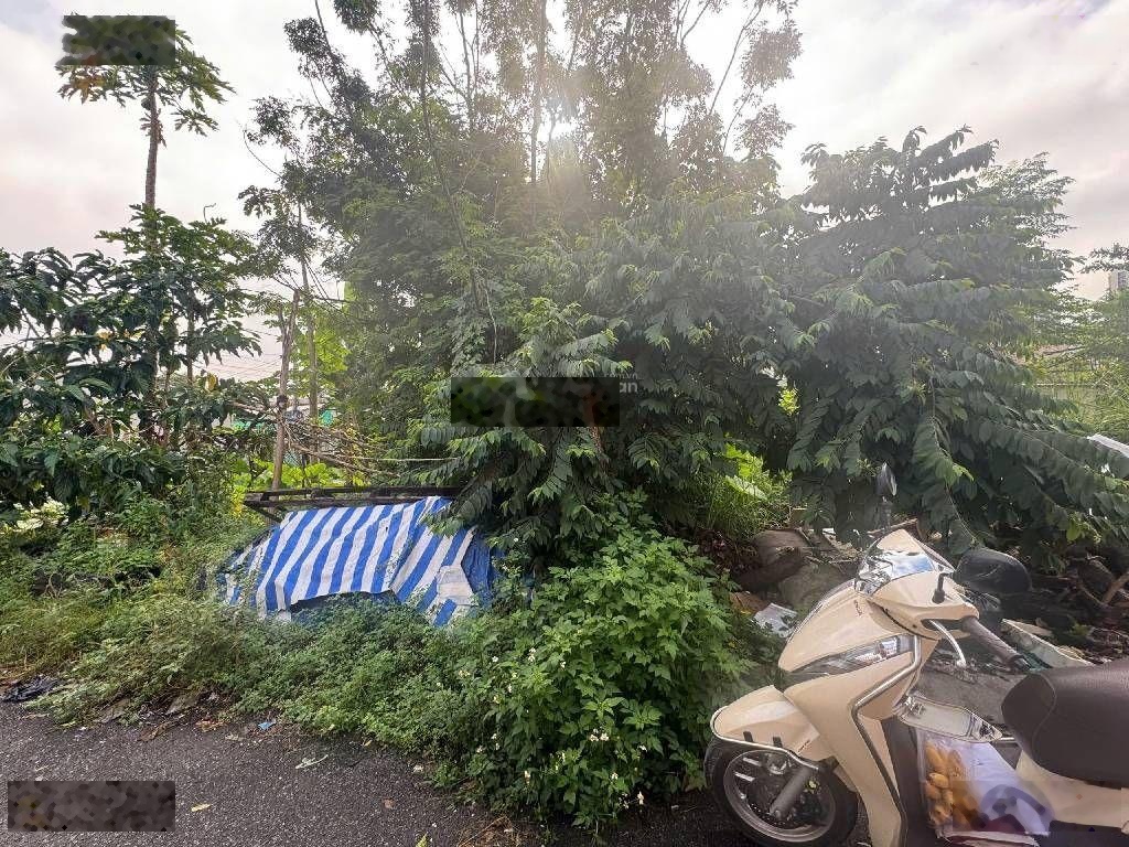 Bán đất lô góc đẹp nguyễn xiển, 4.7x 15m, hẻm xe hơi thông, tiện xây mới, nguyễn xiển, q.9, 3,6 tỷ