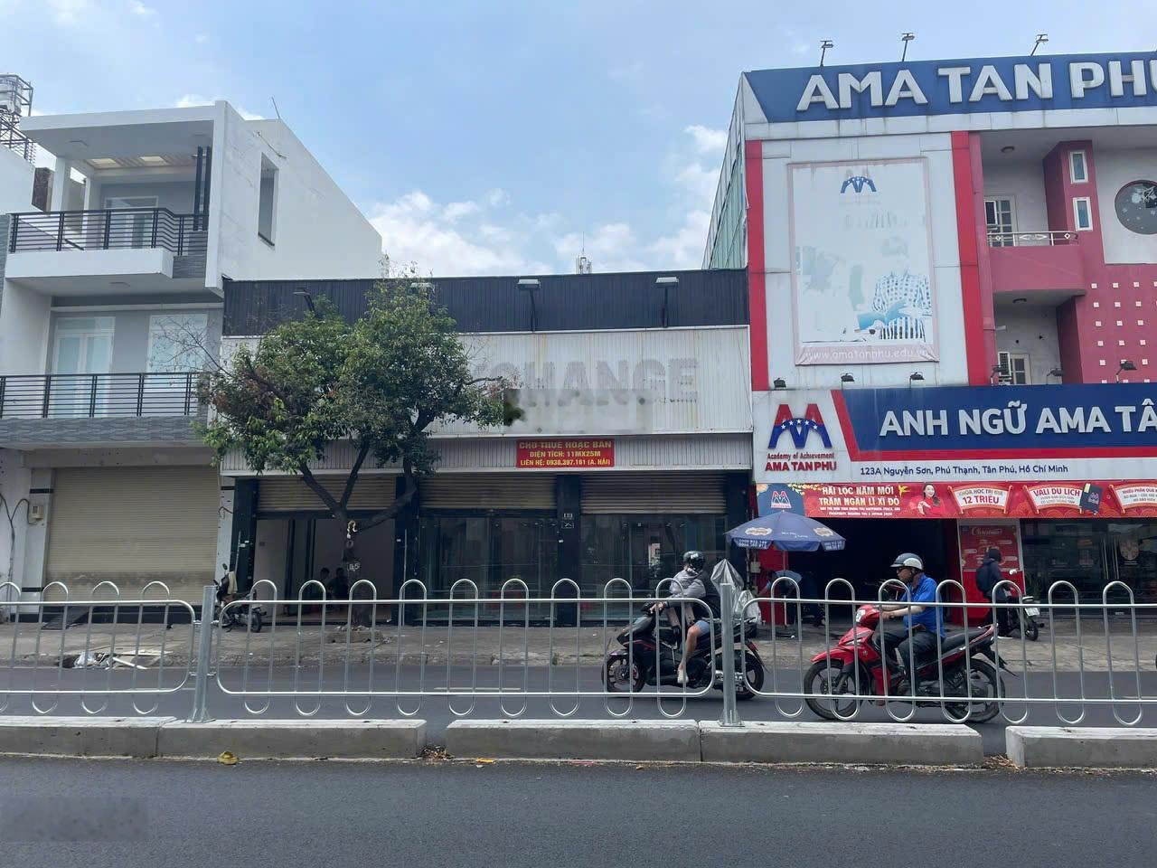 Chính chủ gởi bán nhà mặt tiền Nguyễn Sơn, Q. Tân Phú, DT: 20x25m, DTCN: 460m2, giá 90 tỷ