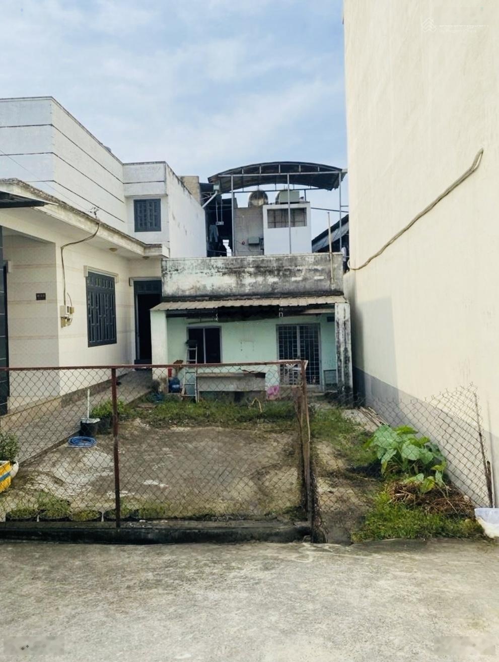 Nhà cấp 4 ngay chợ Linh Xuân ngang LỚN 5.5M 125M2 gần Quốc Lộ 1K chỉ 6.6 tỷ