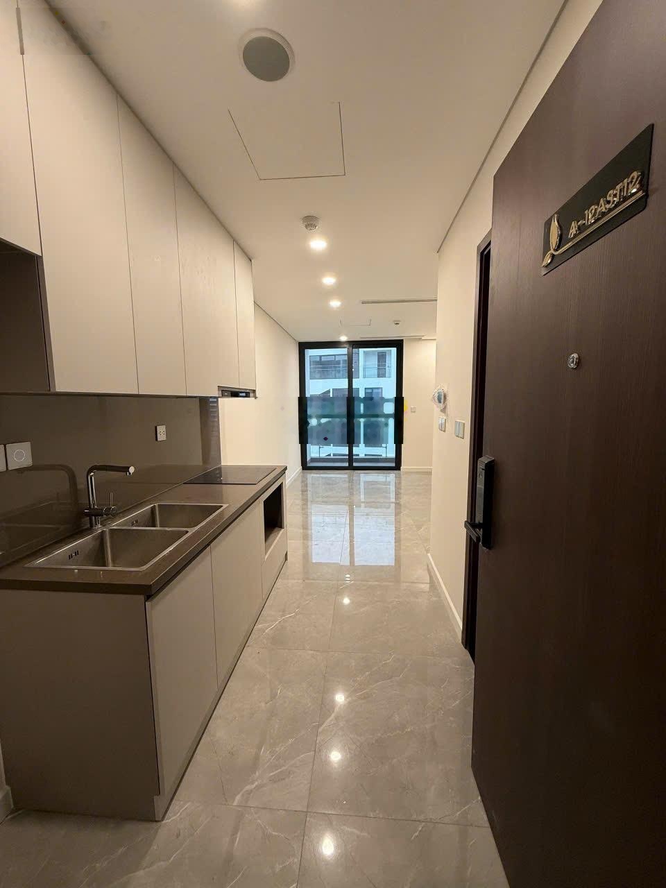 Cho thuê căn hộ Studio 1PN 28m2 duy nhất tại Sunshine Iconic giá 7tr/th (Có video, hình ảnh)