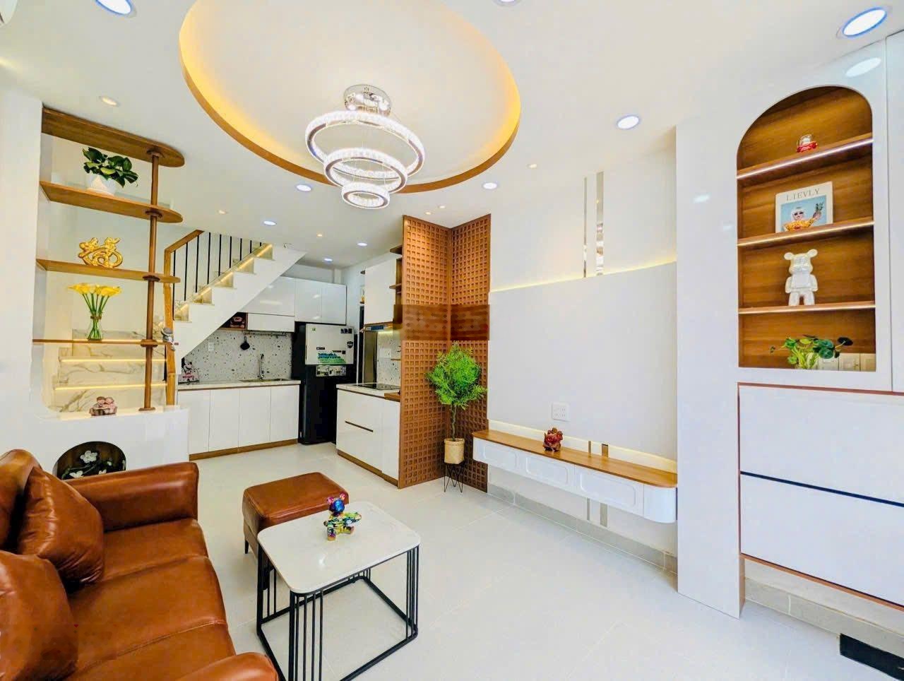 Siêu phẩm hẻm 6m Phú Nhuận - Hồ Biểu Chánh - 3,5m x 7m nở hậu 5m - 2 lầu