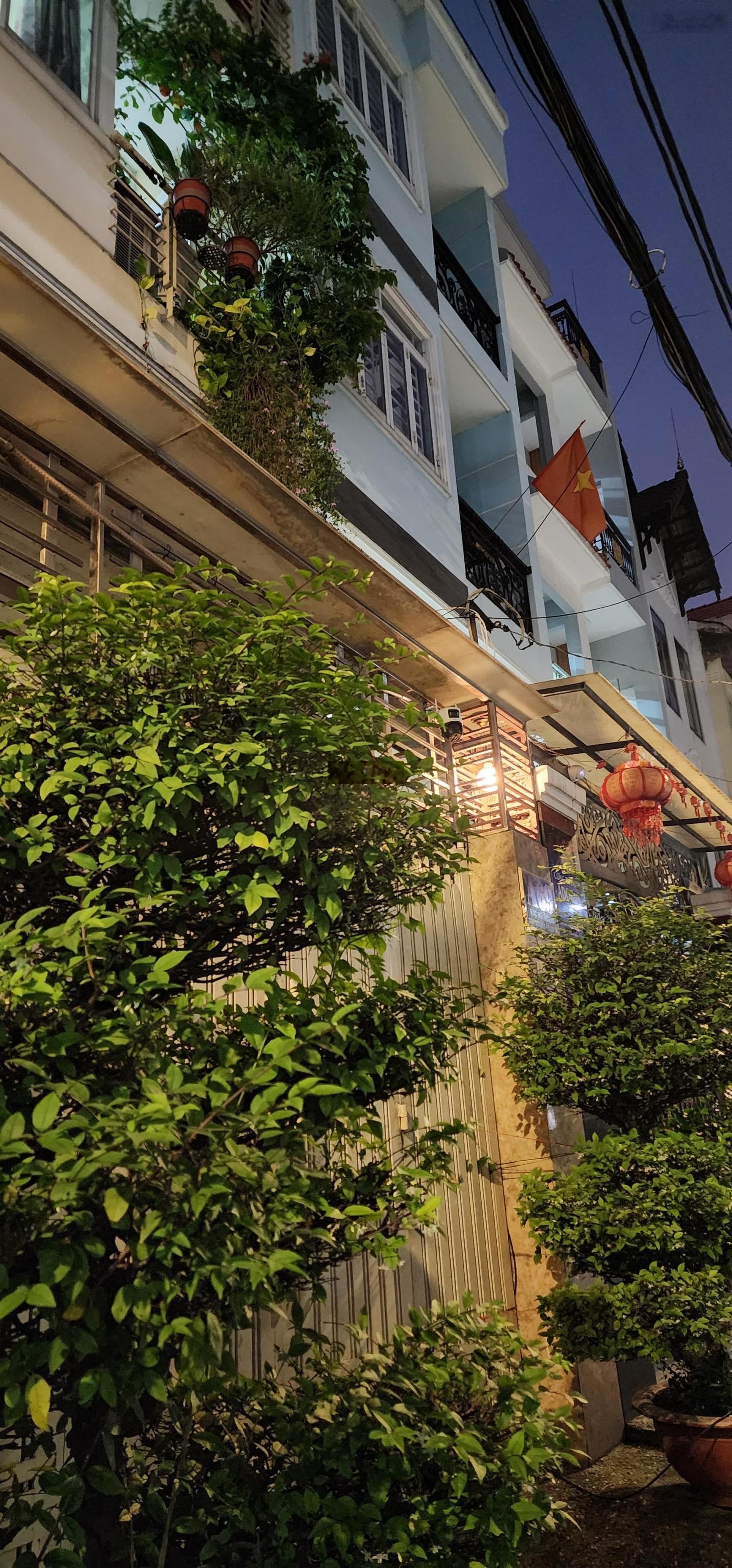 HXH thông - Gần MT Gò Dầu - Tân Phú - 61m2 - 5 tầng kiên cố - Dân trí cao chỉ 9, X tỷ