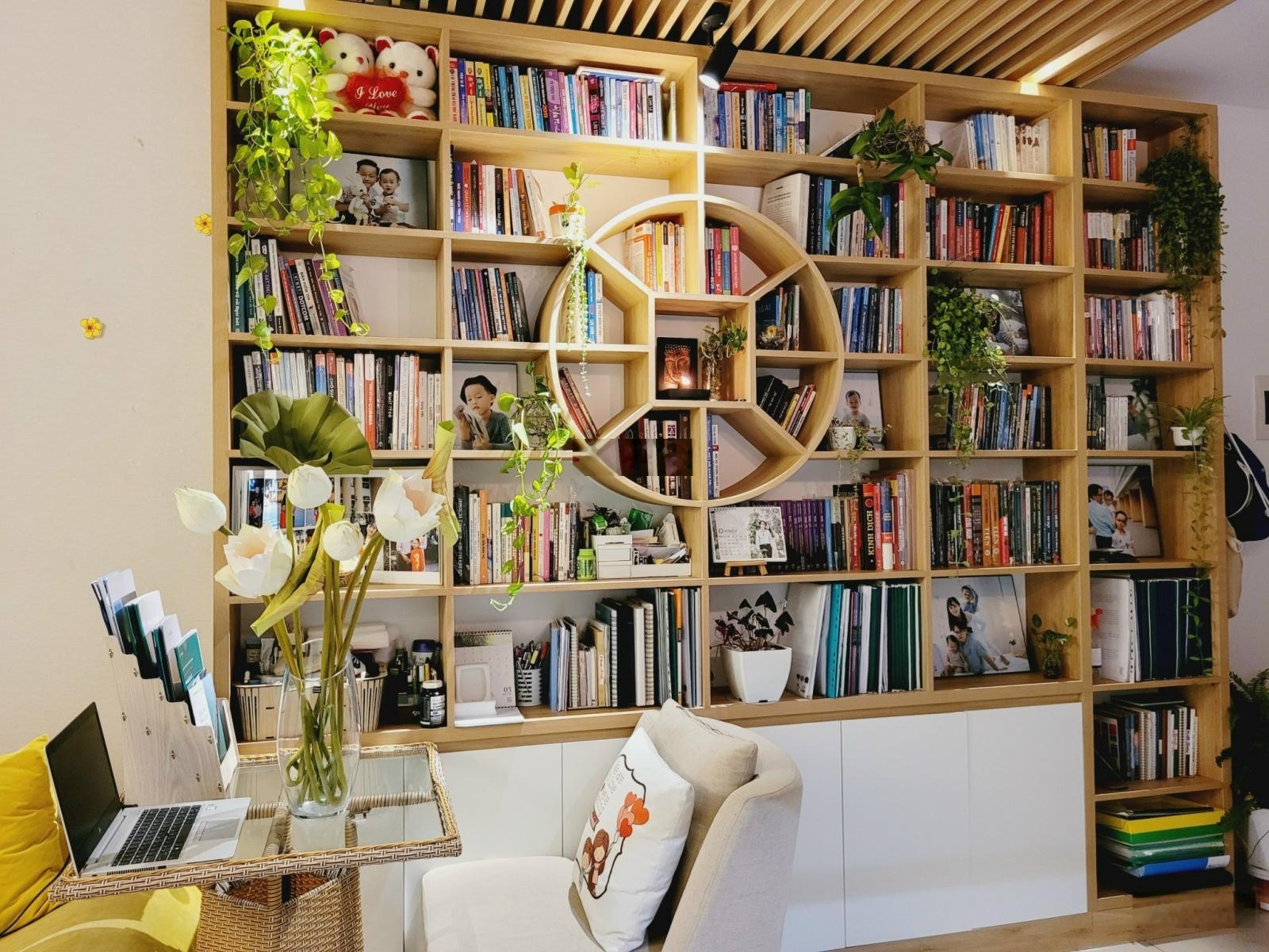 Cần bán gấp căn hộ khu Ruby 2PN + 2WC (70m2), giá 3.850 tỷ (bao hết), full NT, view công viên