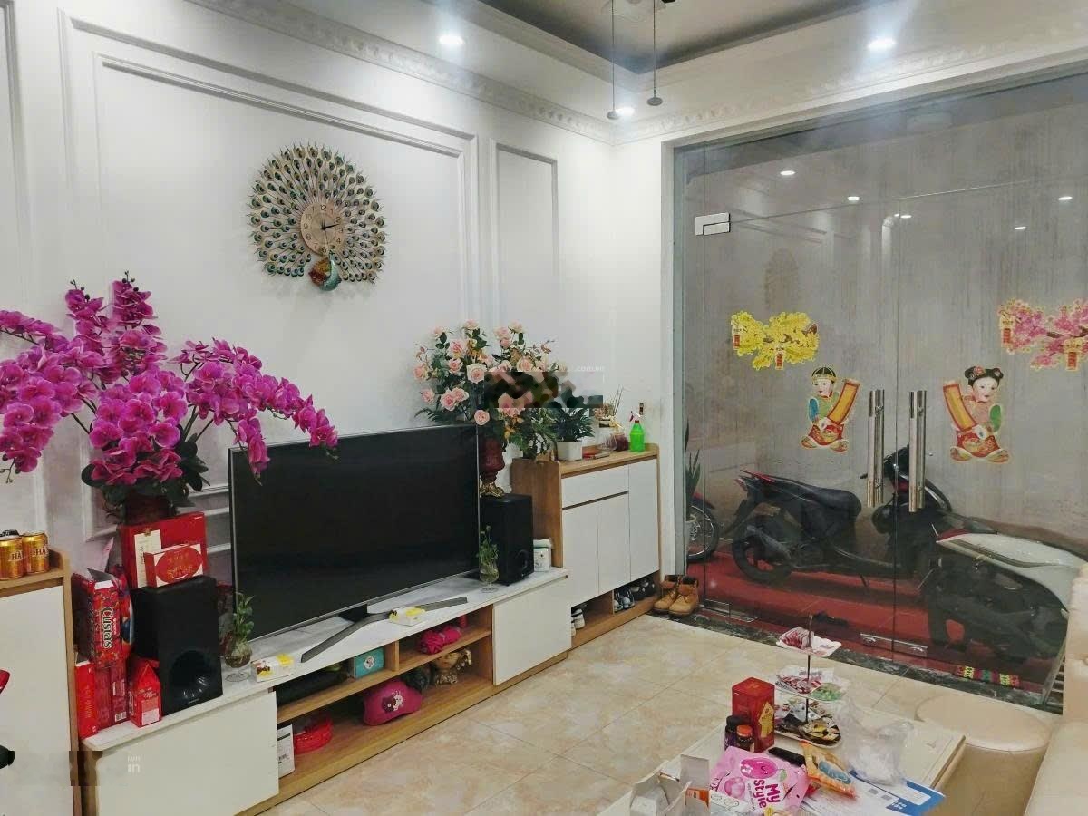 Nhà Đẹp Giá GIẢM 12 Tỷ - 10,5 Tỷ 38m FULL Nội Thất Khương Trung