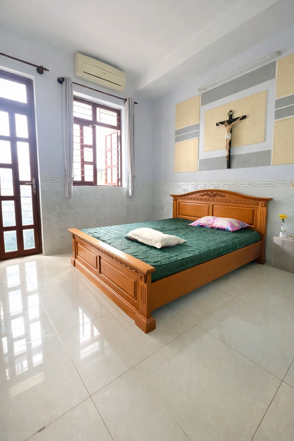 Nhà Bán 5 Tầng 40m2 - Vị Trí Đẹp - Gần Cư Xá Lữ Gia, P9 Tân Bình, Hẻm Ô Tô