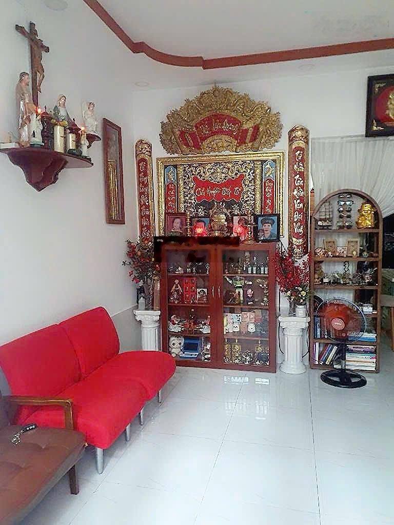 Hàng Hiếm-Nhà Giá Rẻ Quận 2-HXH-2 Tầng 4m x 10m Hoàn Công-An Ninh-Gần Chợ-5,4 Tỷ Thương Lượng