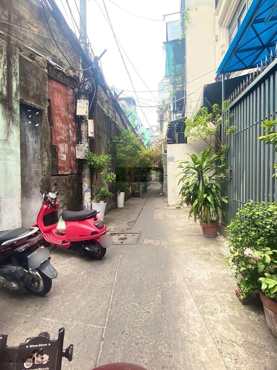 Nhà nhỏ mới 1/ sẹc, sổ đẹp, ko lg qh - cống quỳnh - 2.2x8(17m2), 5tầng - 4.5tỷ