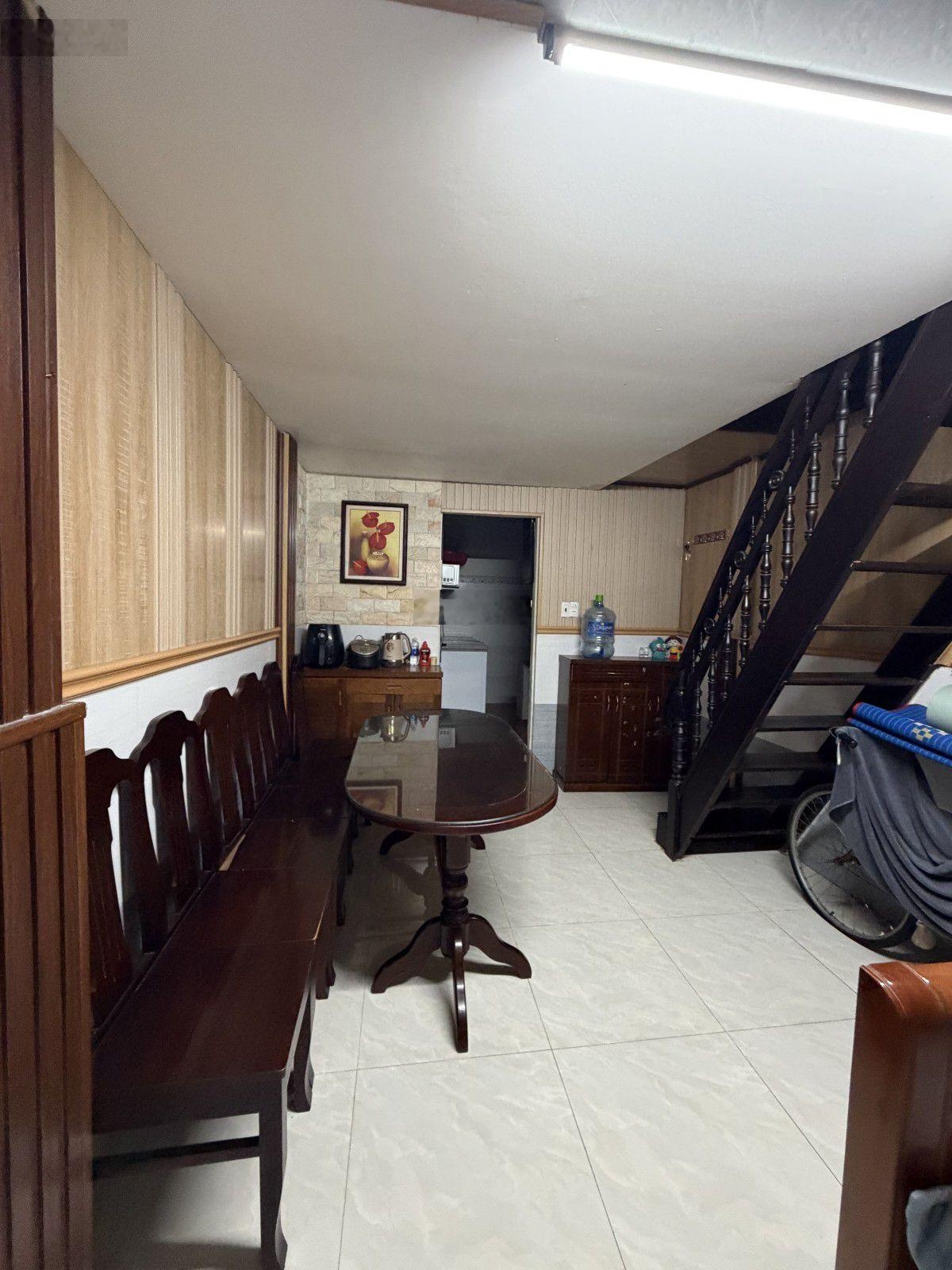 Bán nhà kiệt ô tô Nguyễn Văn Thoại