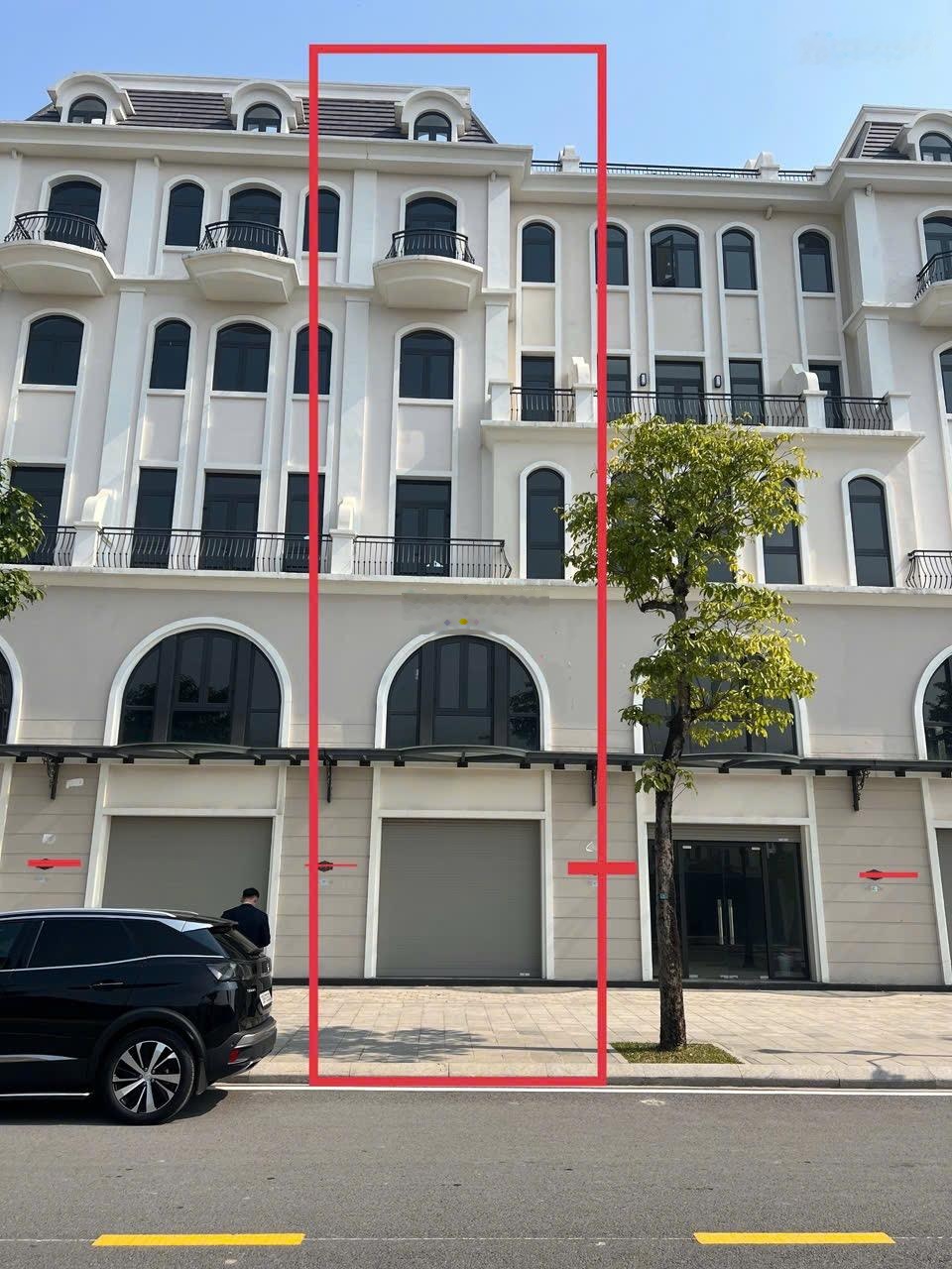 Bán căn shophouse Sao Biển mặt đường 20m giá tốt tại VIN 2