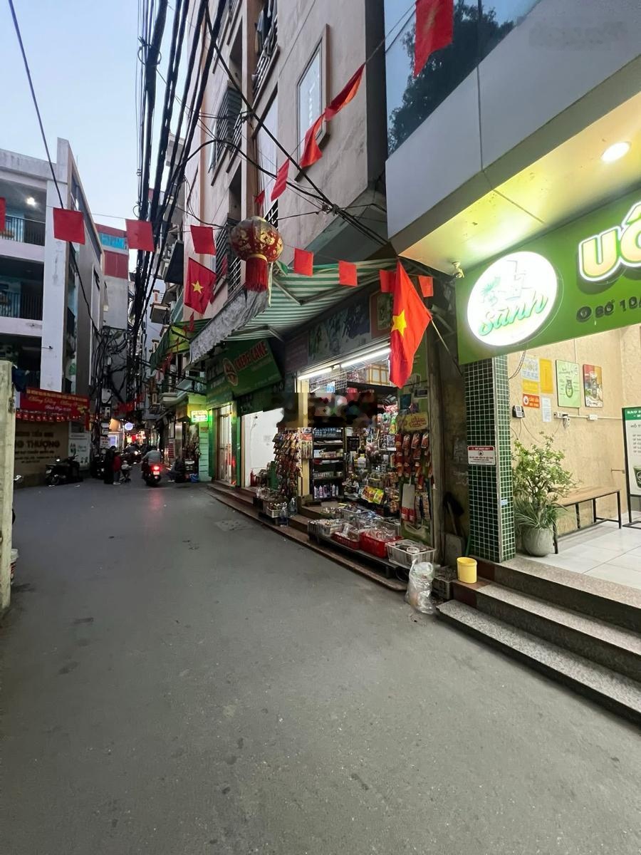 Bán nhà ngõ 185 chùa láng đống đa mặt ngõ thông ô tô qua nhà dt 65m 5 tầng mt 3,7m giá 25 tỷ