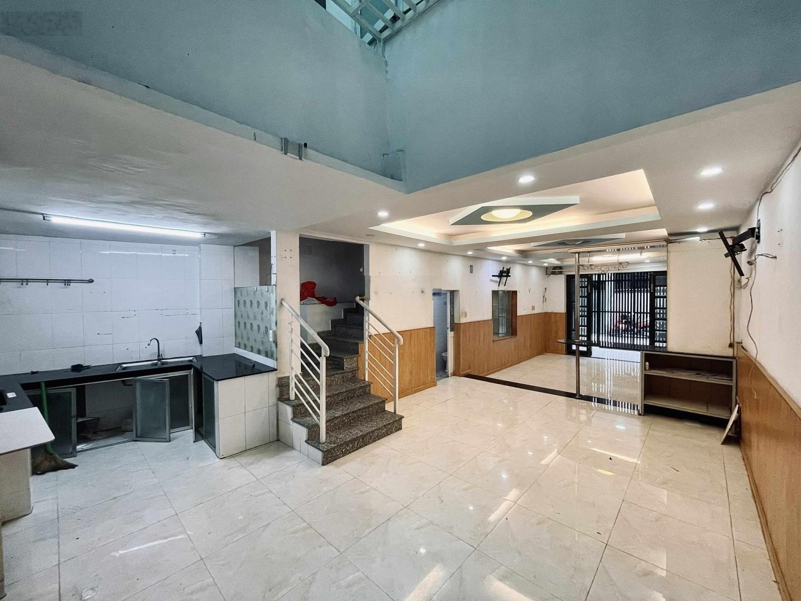 Bán nhà Tân Bình giáp Quận 10, 61m 3 tầng hẻm xe hơi giá 9 tỷ 390tr còn thương lượng