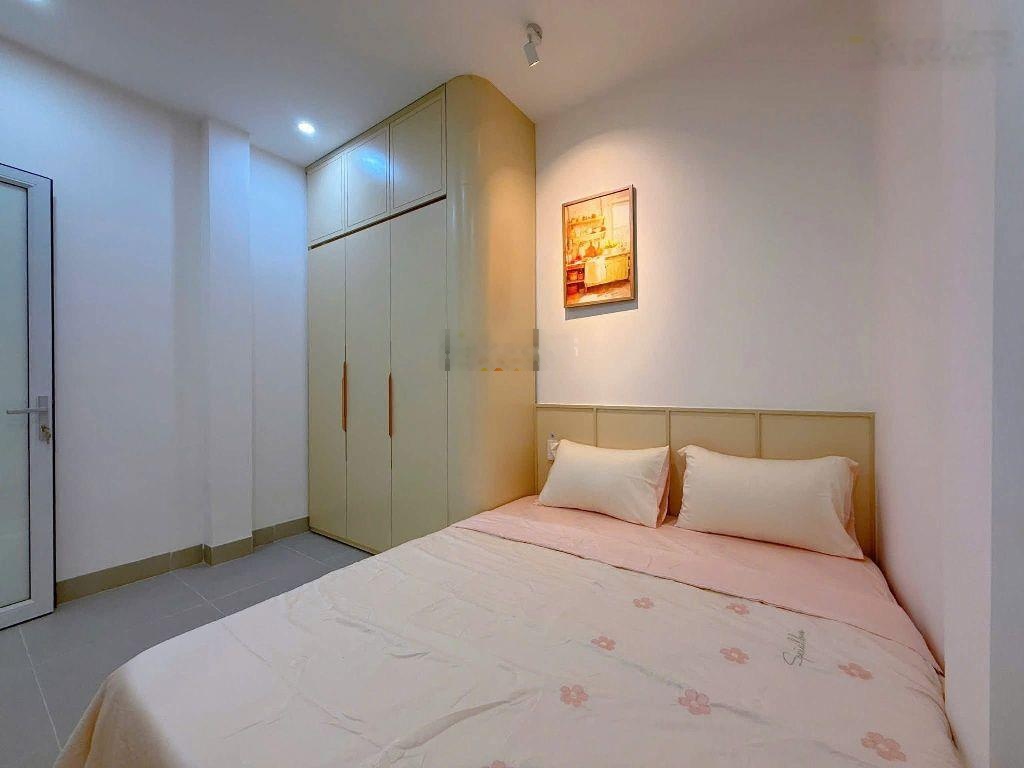 BÁN NHÀ 3 TẦNG 3 MÊ FULL NỘI THẤT CAO CẤP Kiệt Núi Thành Trung tâm Hải Châu - Vị trí đỉnh cao