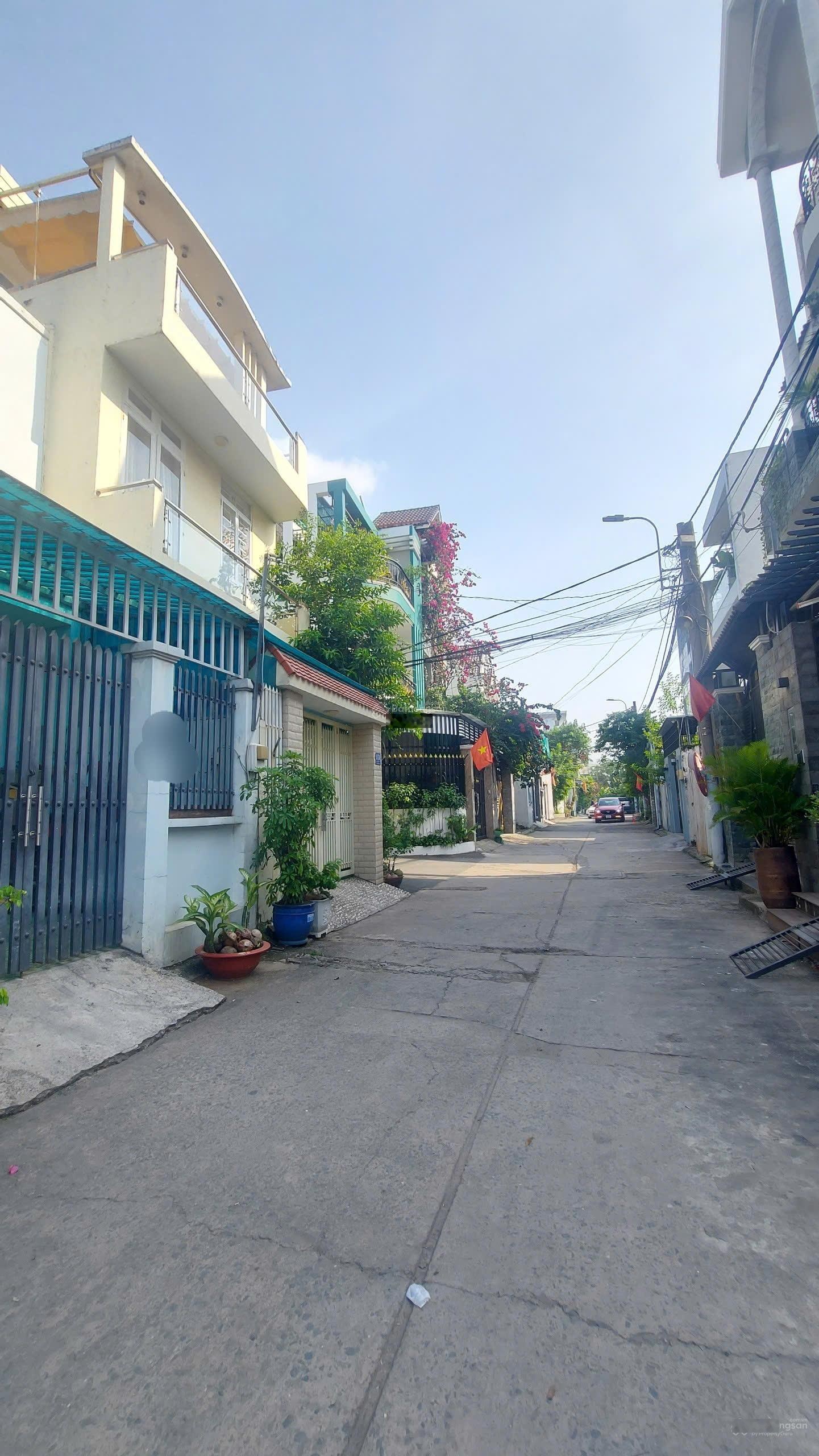 Đất Khu Nhà Phố Oto Tránh Sạch Đẹp Gần Chợ Trường Học Đình Phong Phú 5.4*18=83m2 Mua Bán Chính Chủ.