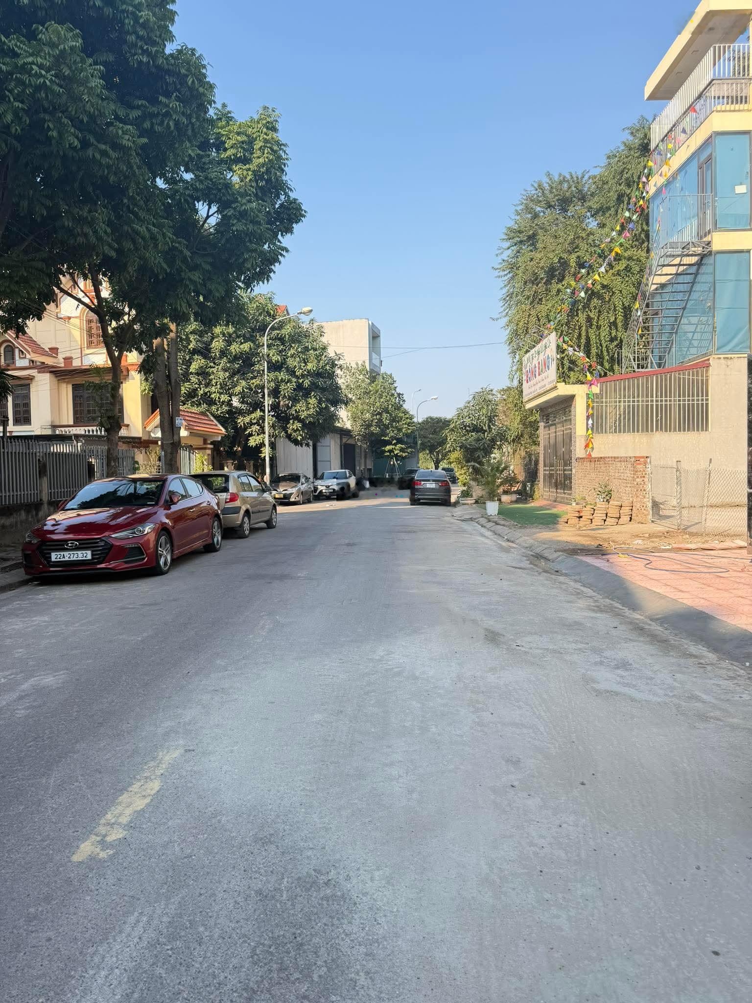 Bán đất 79,5m2 phố Chính Trung, Trâu Quỳ