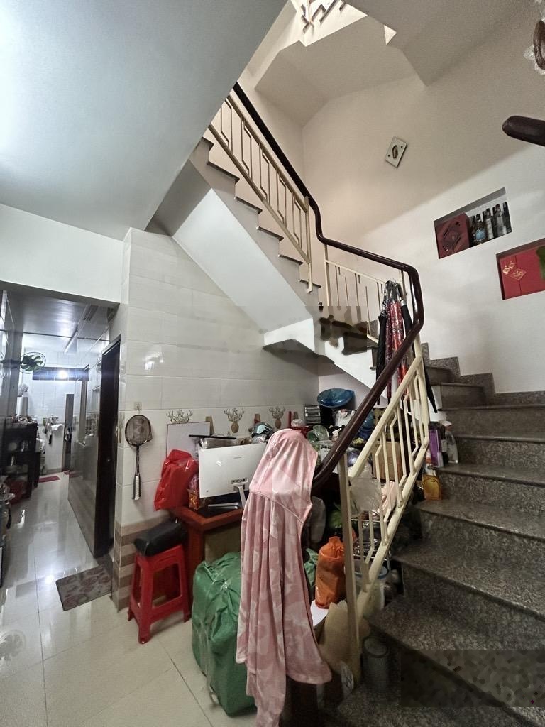 Bán nhà 94m2- 3 tầng - mã lò - 4x24 - hxh thông - 7pn - sát mặt tiền