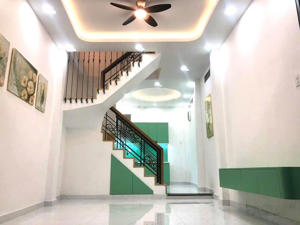 Bán NR 40m2 giá siêu hời 5 tỷ tại Lê Quang Định, p 11, Bình Thạnh, HCM