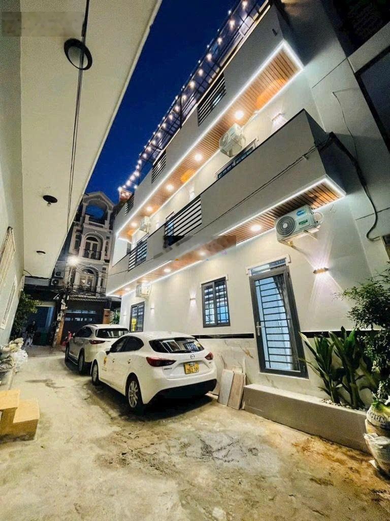 Căn góc vừa ở vừa kinh doanh ô tô đậu trước nhà chỉ 7.88 tỷ