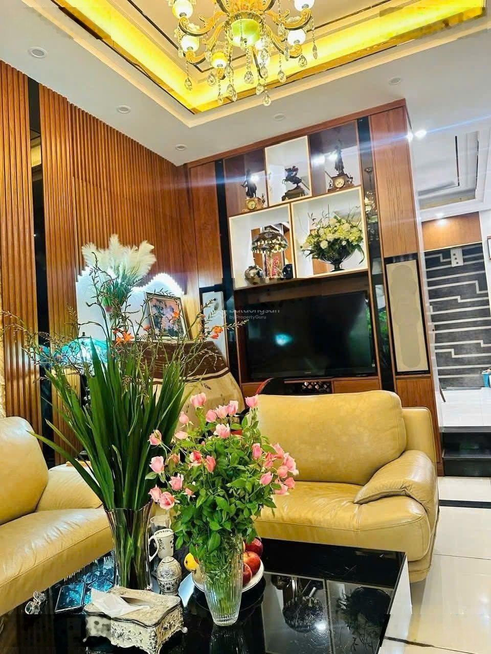 Nhà đẹp khu vip Hào Nam - trung tâm Đống Đa - diện tích rộng - gần phố sổ đẹp - hai thoáng dân xây