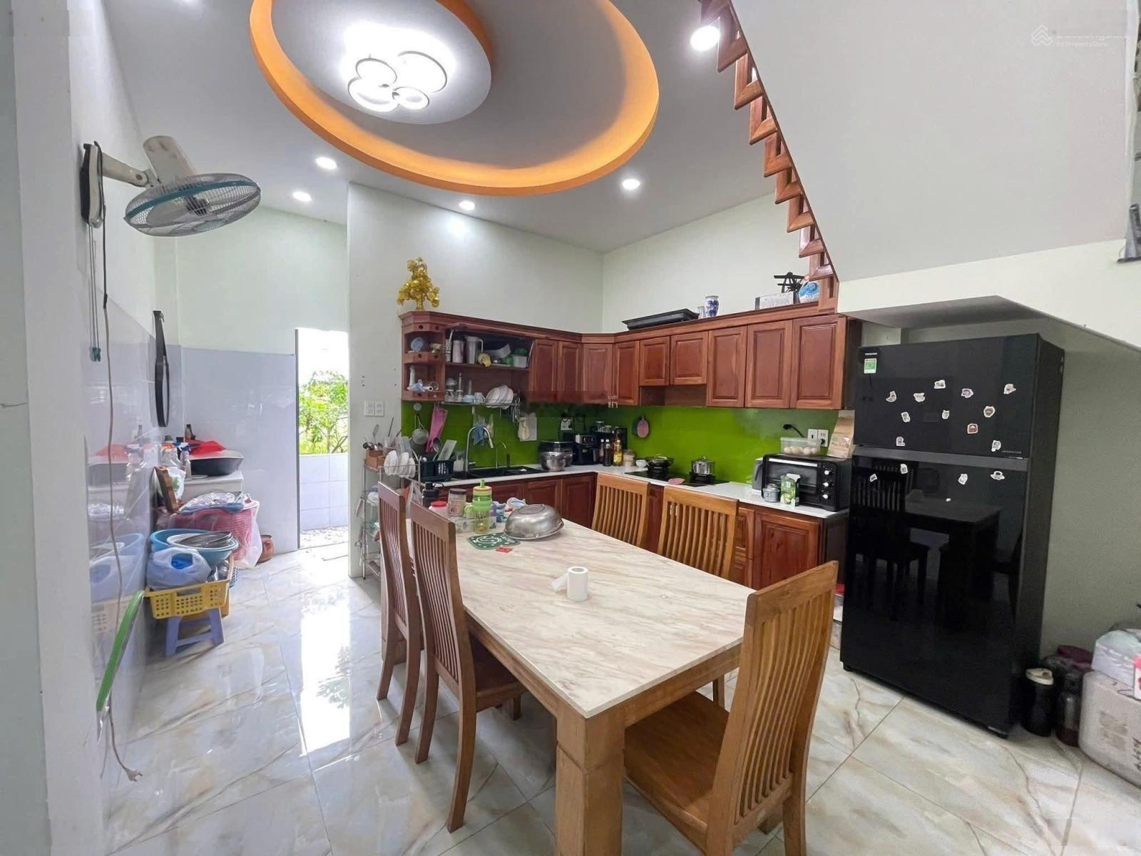 Bán Nhà 60m2, 9 tỷ Miếu Bình Đông, BHH A, Bình Tân, HCM. Nhà thật giá thật