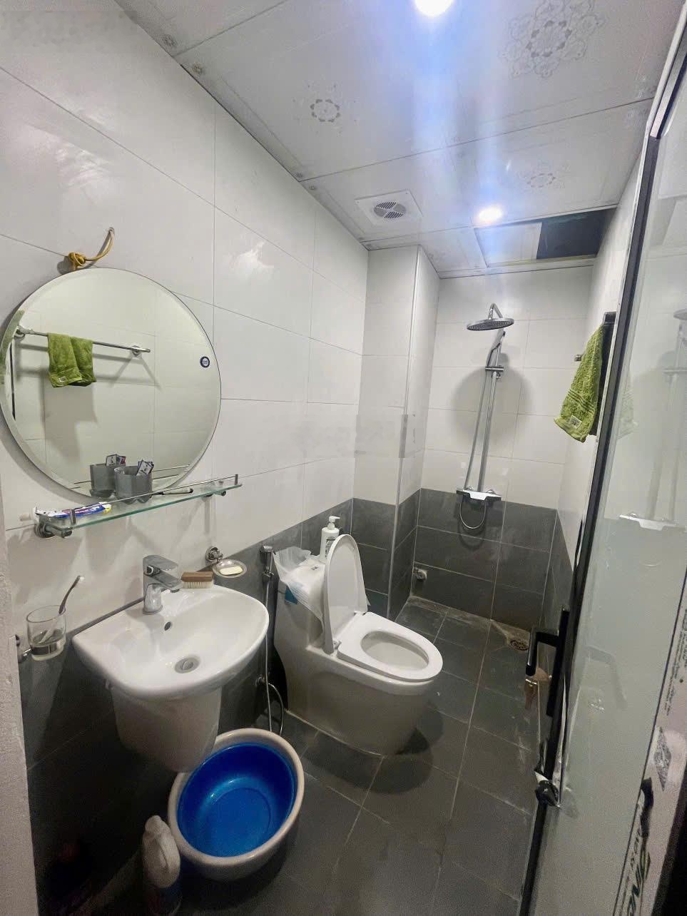 Chính chủ b.án gấp nhà mới tự xây tâm huyết vị trí vàng miêu nha, xuân phương, tây mỗ