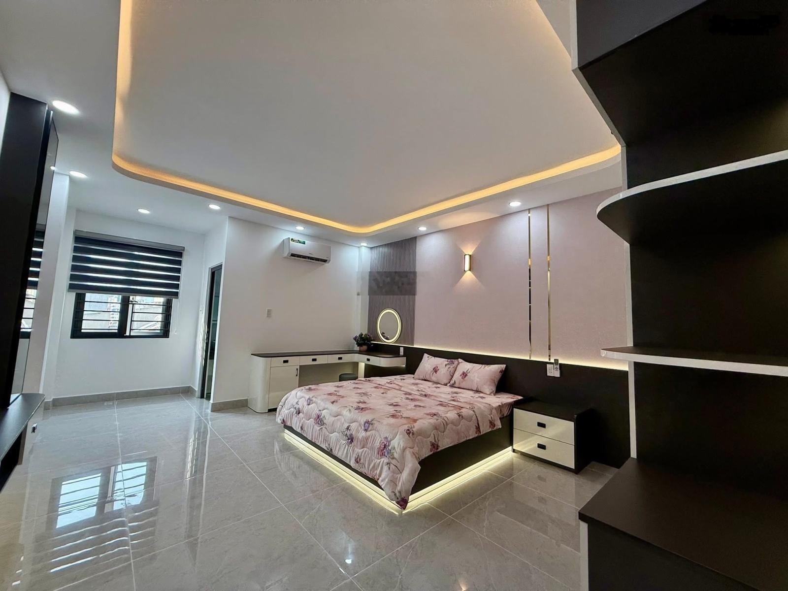 Bán nhà 5 tầng đường Tân Chánh Hiệp 18 (4.5x25) DT 107m² giá 8.25 tỷ TL