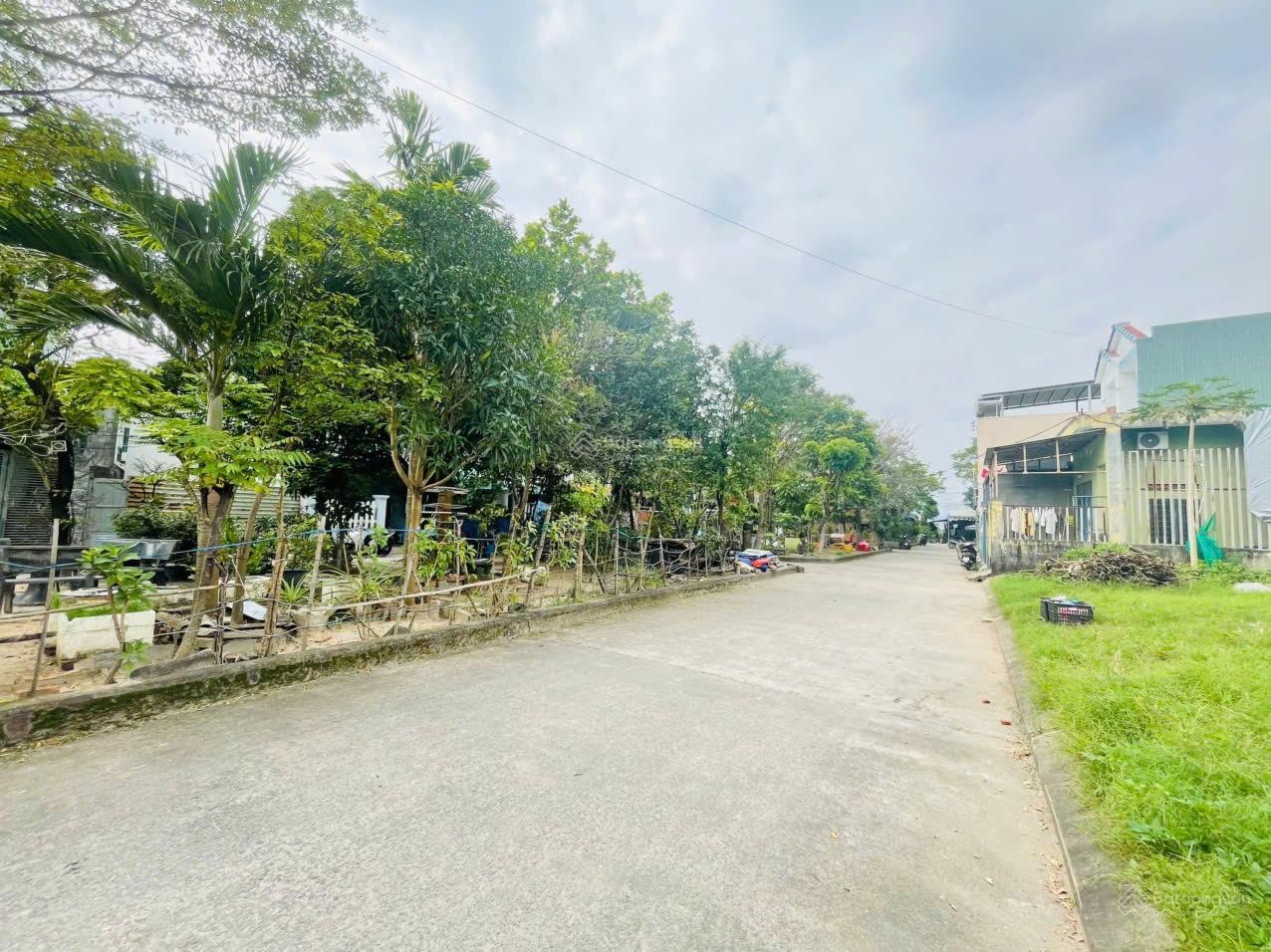 Bán gấp Đất mặt tiền Nguyễn Chu Sĩ đầu đường Mê Linh | 100m2 sạch đẹp