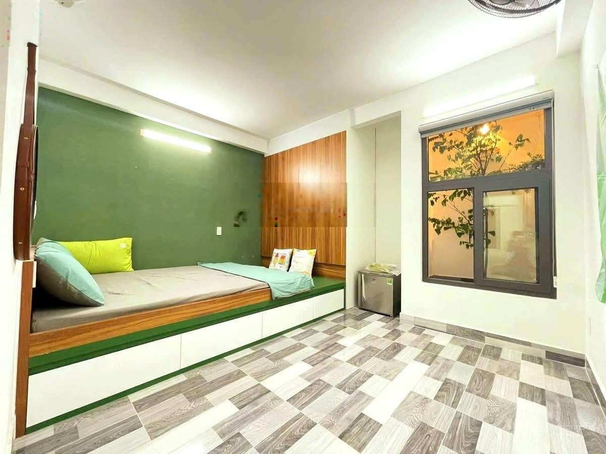 Kẹt tiền bán gấp nhà đường Nguyễn Huy Tự, Đa Kao, Q1 75,4m2 thuê 33tr gần CV Lê Văn Tám