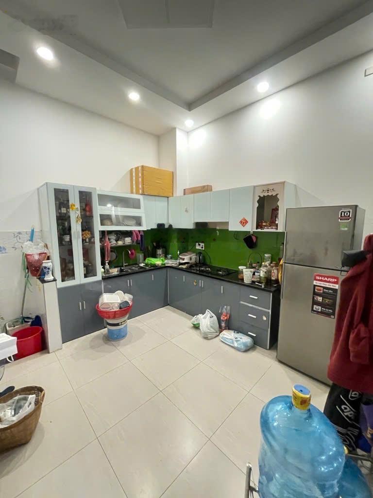 Nhà gần BigC Trường Chinh 4,5 x 15m (68m2) 5 tầng, chỉ 6 tỷ xíu (rẻ nhất)