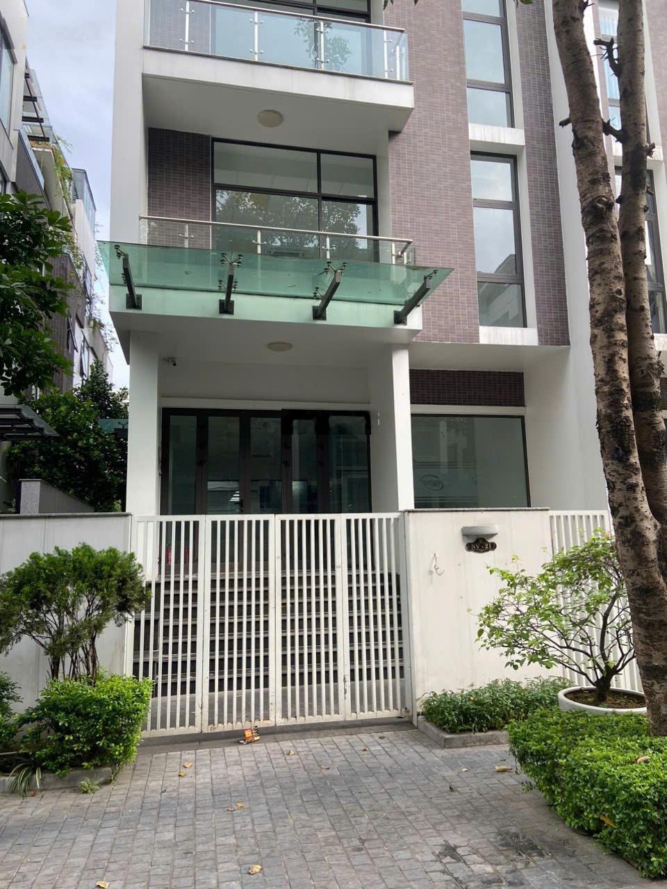 Chính chủ cho thuê nhà Nguyễn Tuân - Khuất Duy Tiến - 100m x 5 tầng, 1 hầm, MT 7m, 32tr