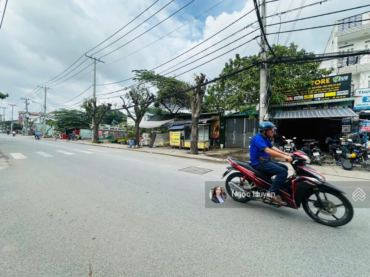 Siêu phẩm - bán nhà 2 tầng mặt tiền Ngô Chí Quốc - KV kinh doanh sầm uất - giá 8 tỷ