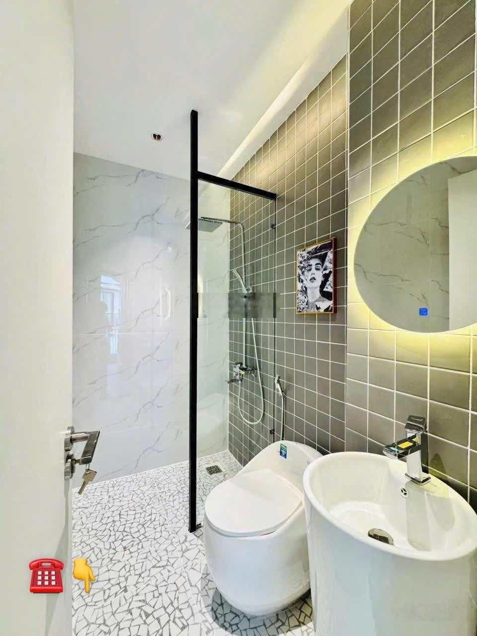 Siêu phẩm 4 tấm đường 2 ôtô né nhau Phan Xích Long-P.Nhuận, giá 3tỷ320 ngay phố Ẩm Thực, BV Hoàn Mỹ