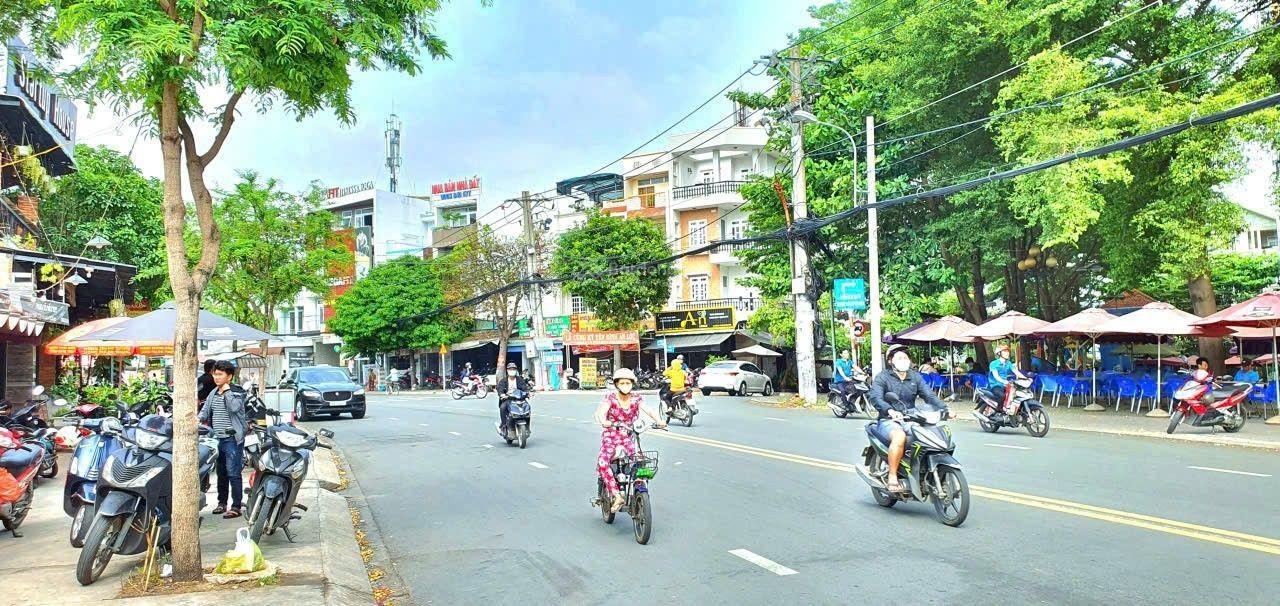 Bán lô đất 65m2 đường 102 Man Thiện, Tăng Nhơn Phú A giá 3,8 tỷ