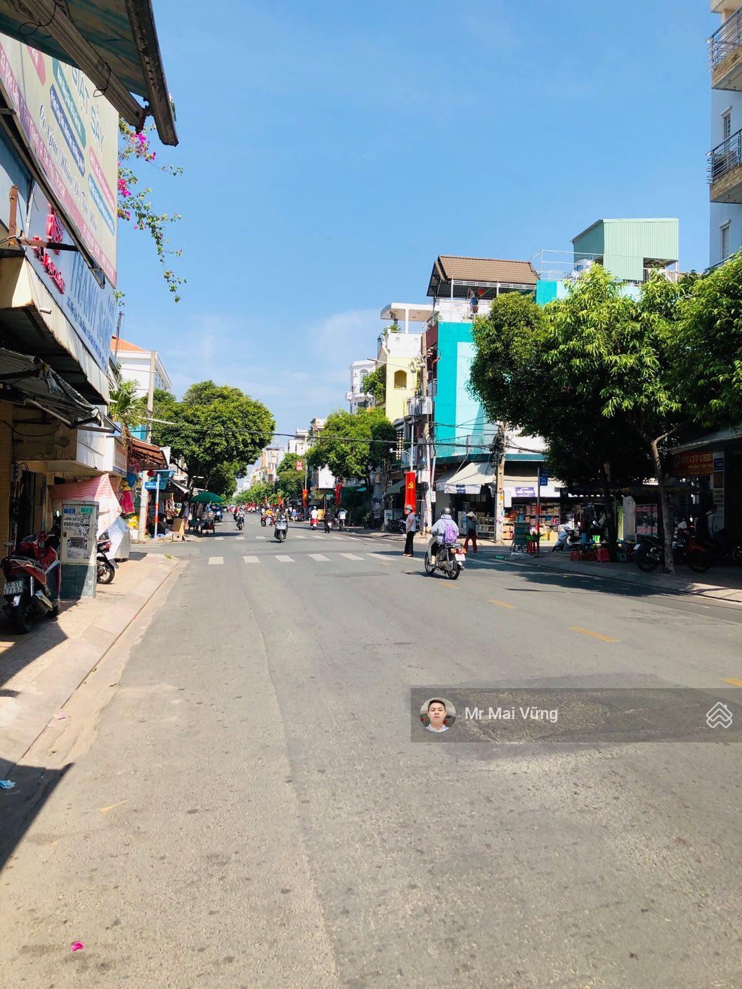 Bán nhà mặt tiền đường Độc Lập 3.82mx18m, lửng, lầu, giá 13.6 tỷ, Phường Tân Thành, Quận Tân Phú