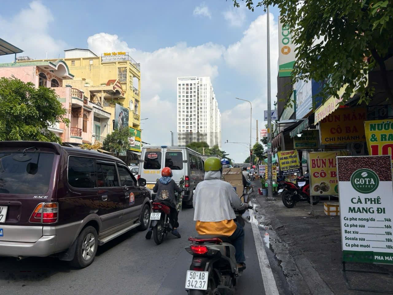 Bán nhà mặt tiền hòa bình (4x16.6m nở hậu 4.2m) 1 lầu giá 12.5 tỷ tân phú